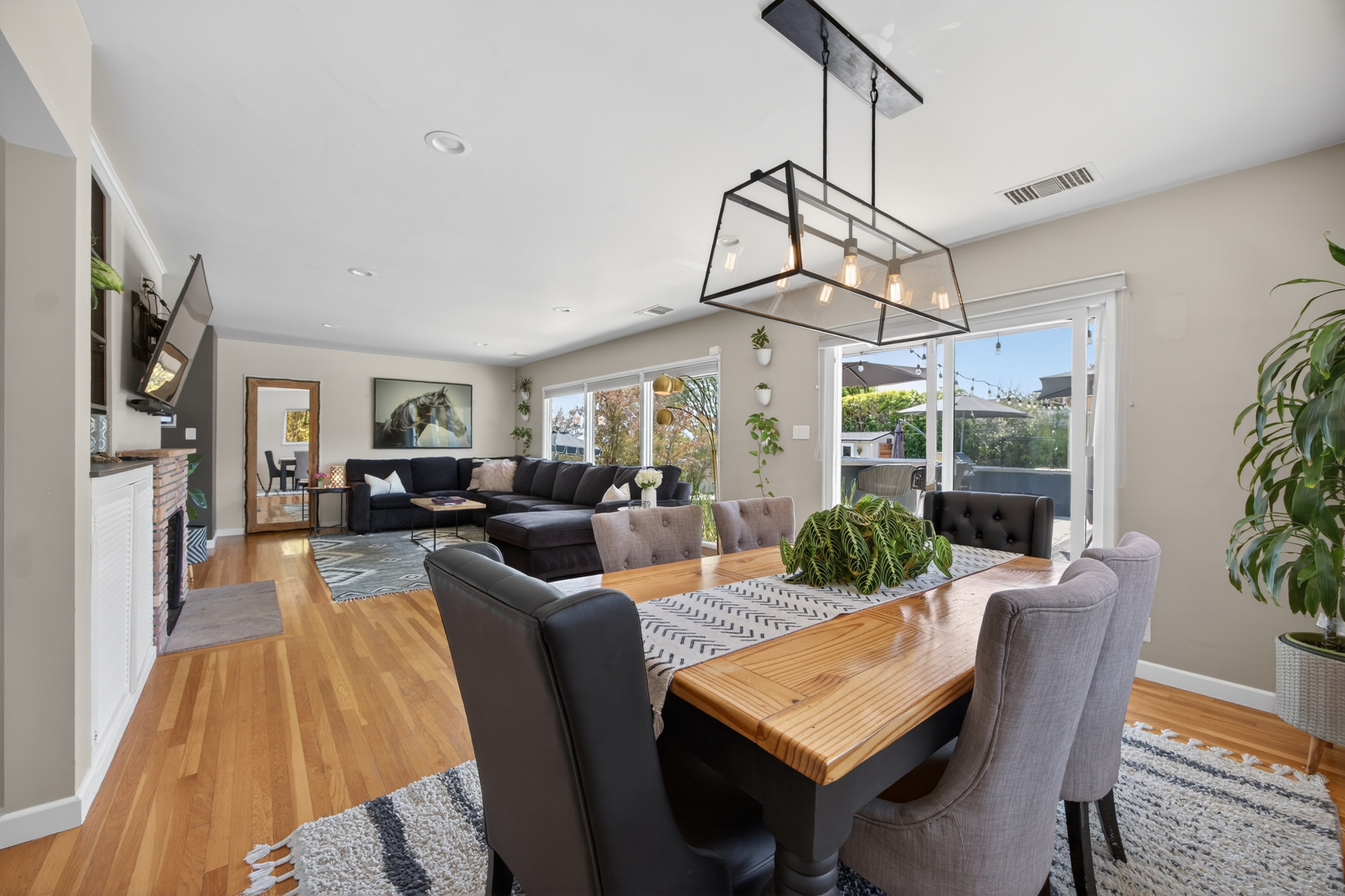  373 Dorothy Avenue, Ventura, CA 93003 - 物件實景