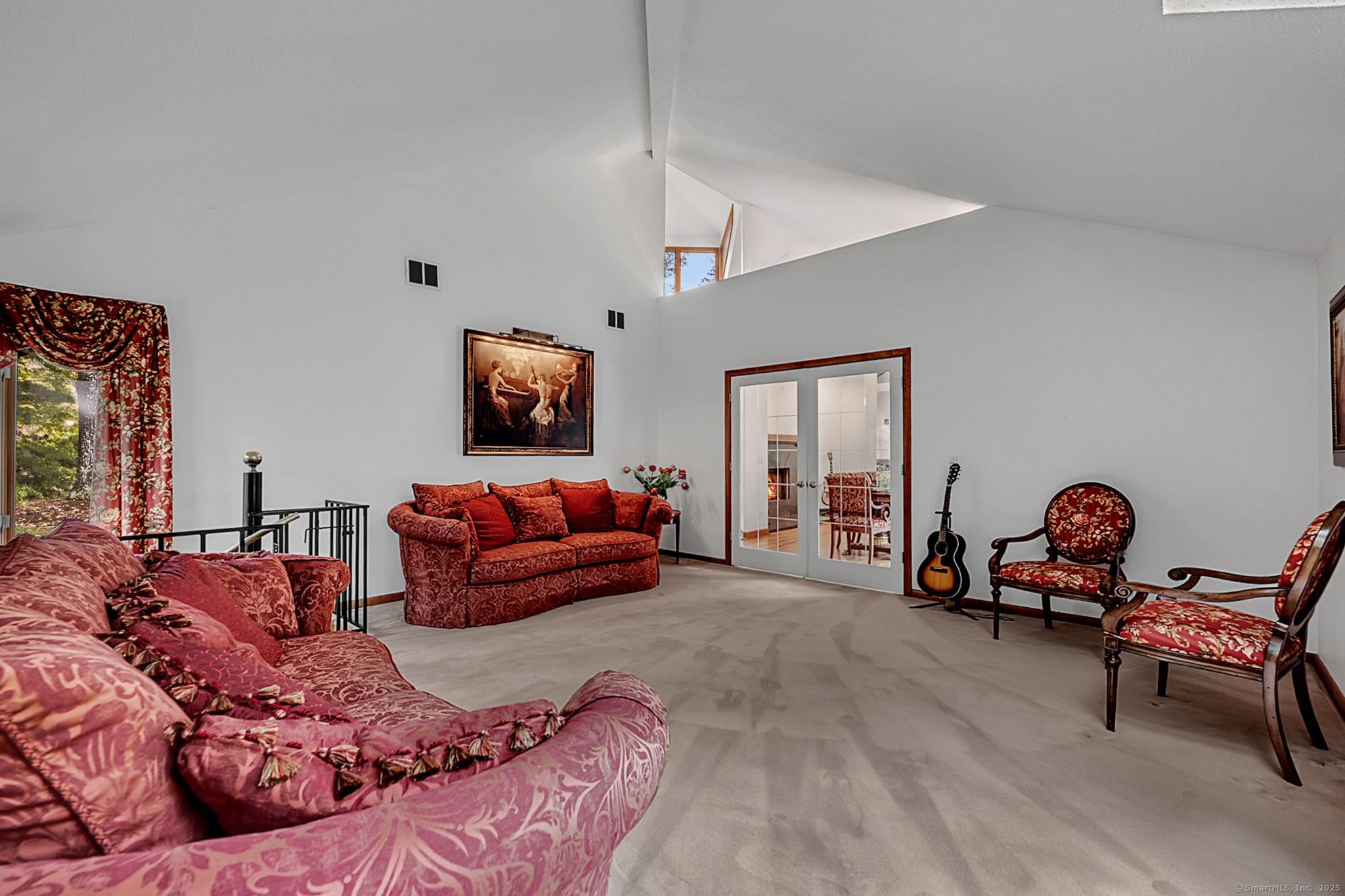 Avon, Connecticut, 06001, United States, 5 Bedrooms Bedrooms, ,6 BathroomsBathrooms,Residential,For Sale,1982009