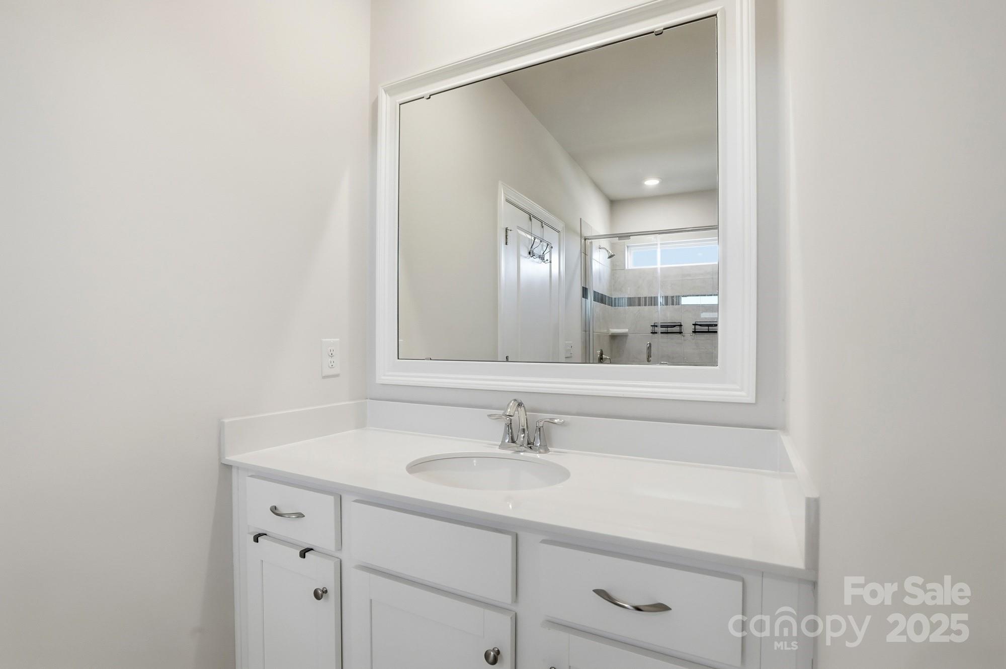 Huntersville, North Carolina, 28078, United States, 4 Bedrooms Bedrooms, ,4 BathroomsBathrooms,Residential,For Sale,1992464