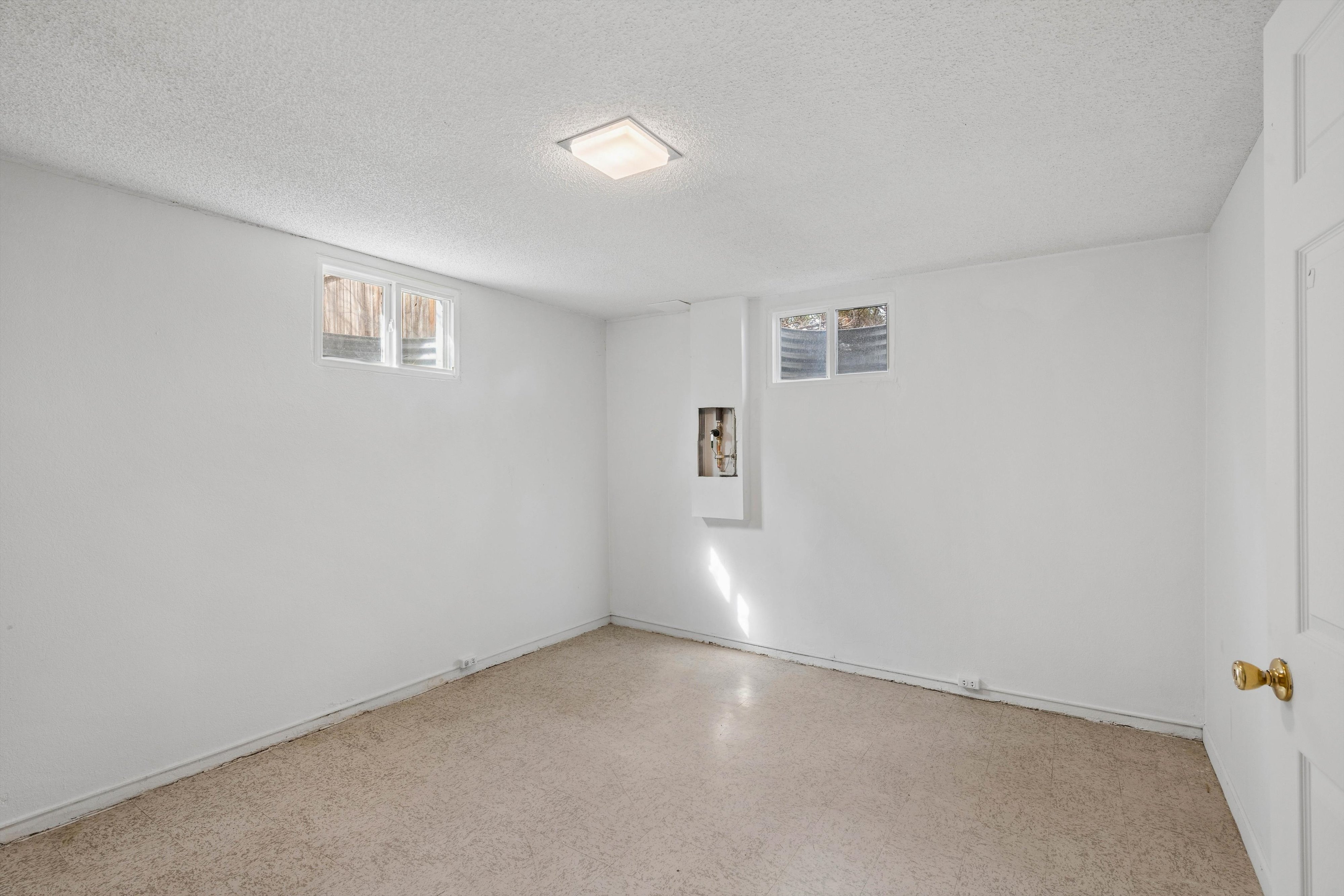  Welcome to 2900 South Jay Street - 物件實景