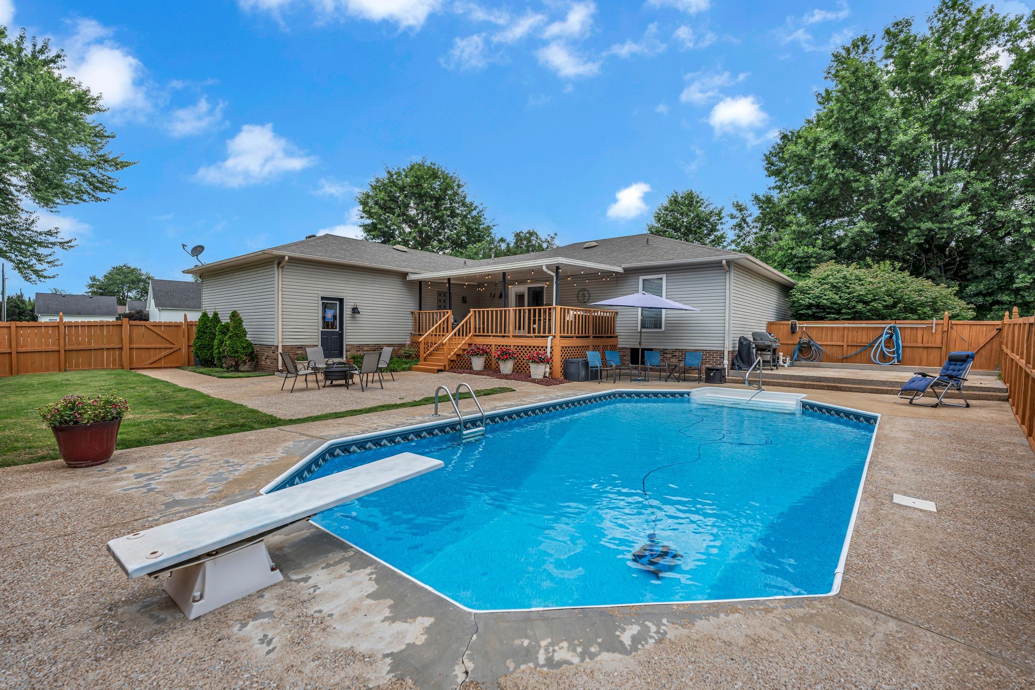  801 Douglas Dr, Lawrenceburg, TN, 38464 - 物件實景