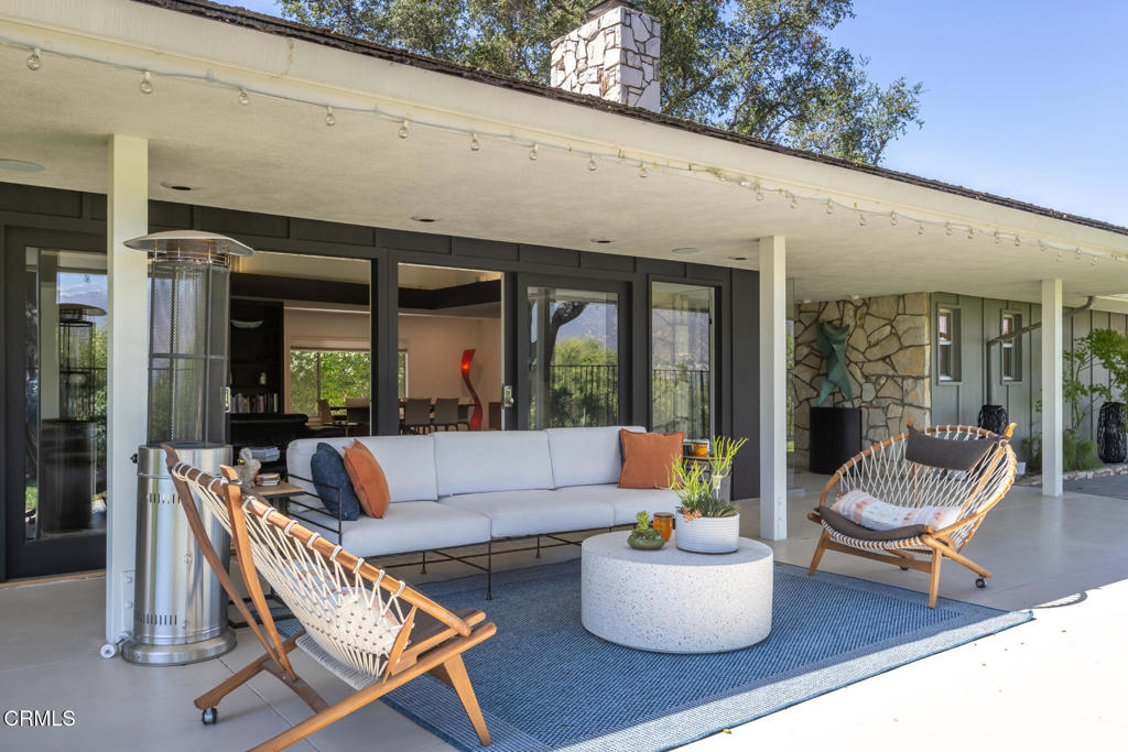 La Canada Flintridge, California, 91011, United States, 3 Bedrooms Bedrooms, ,3 BathroomsBathrooms,Residential,For Sale,1941612