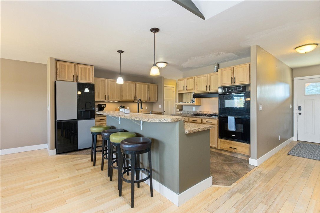 Laurel, Montana, 59044, United States, 4 Bedrooms Bedrooms, ,3 BathroomsBathrooms,Residential,For Sale,1982955