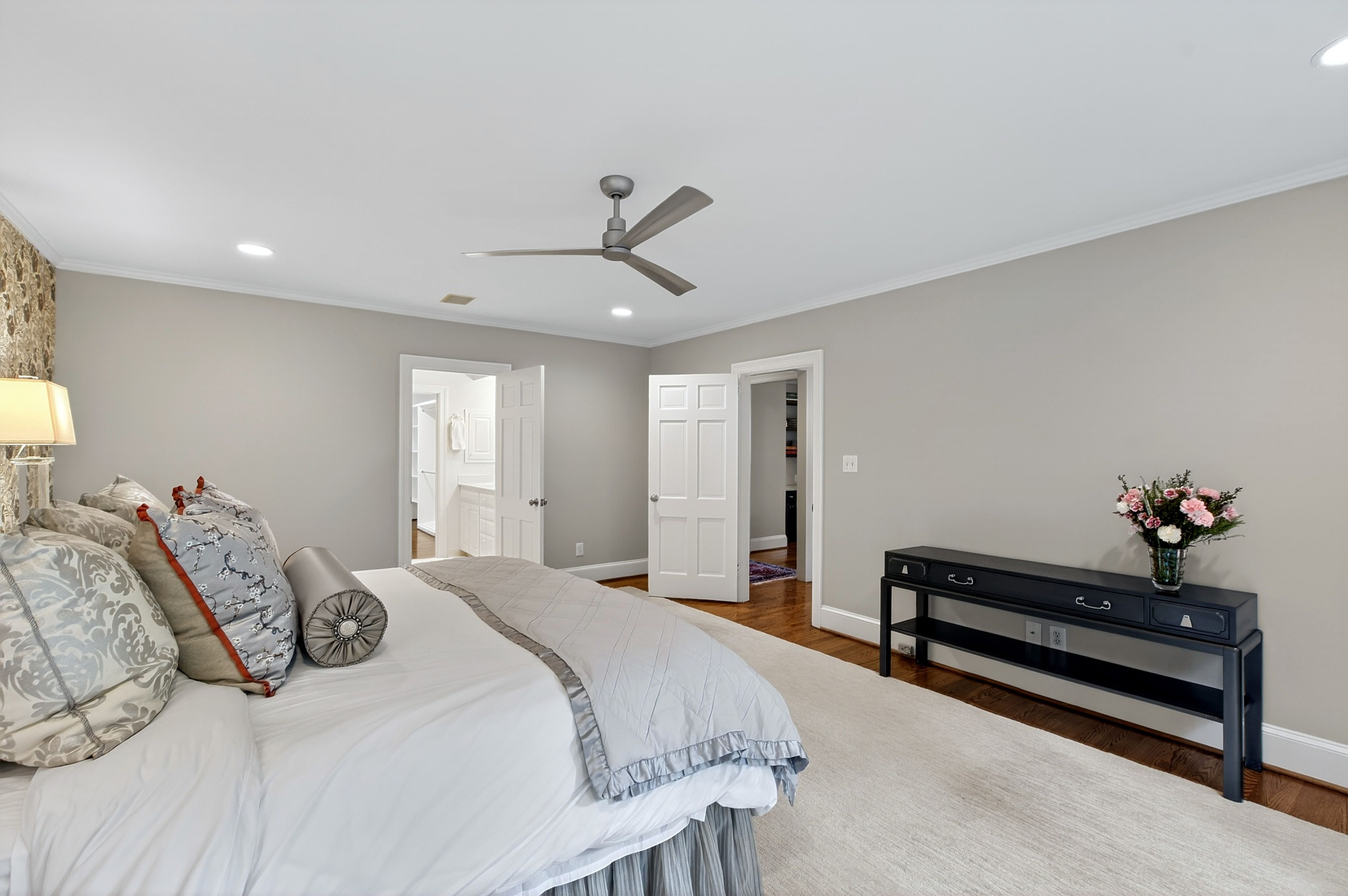  2507 Sanderson Drive, Raleigh, NC 27608 - 物件實景
