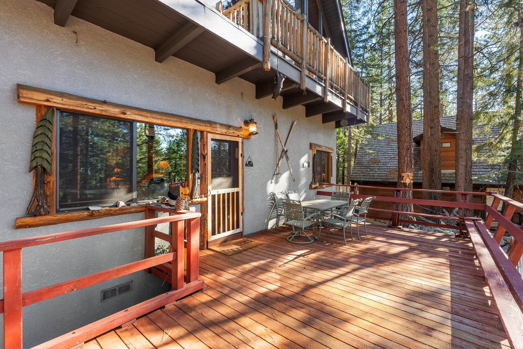  Turnkey Tahoe Retreat Backing to National Forest  Fully Remodeled & Furnish - 物件實景