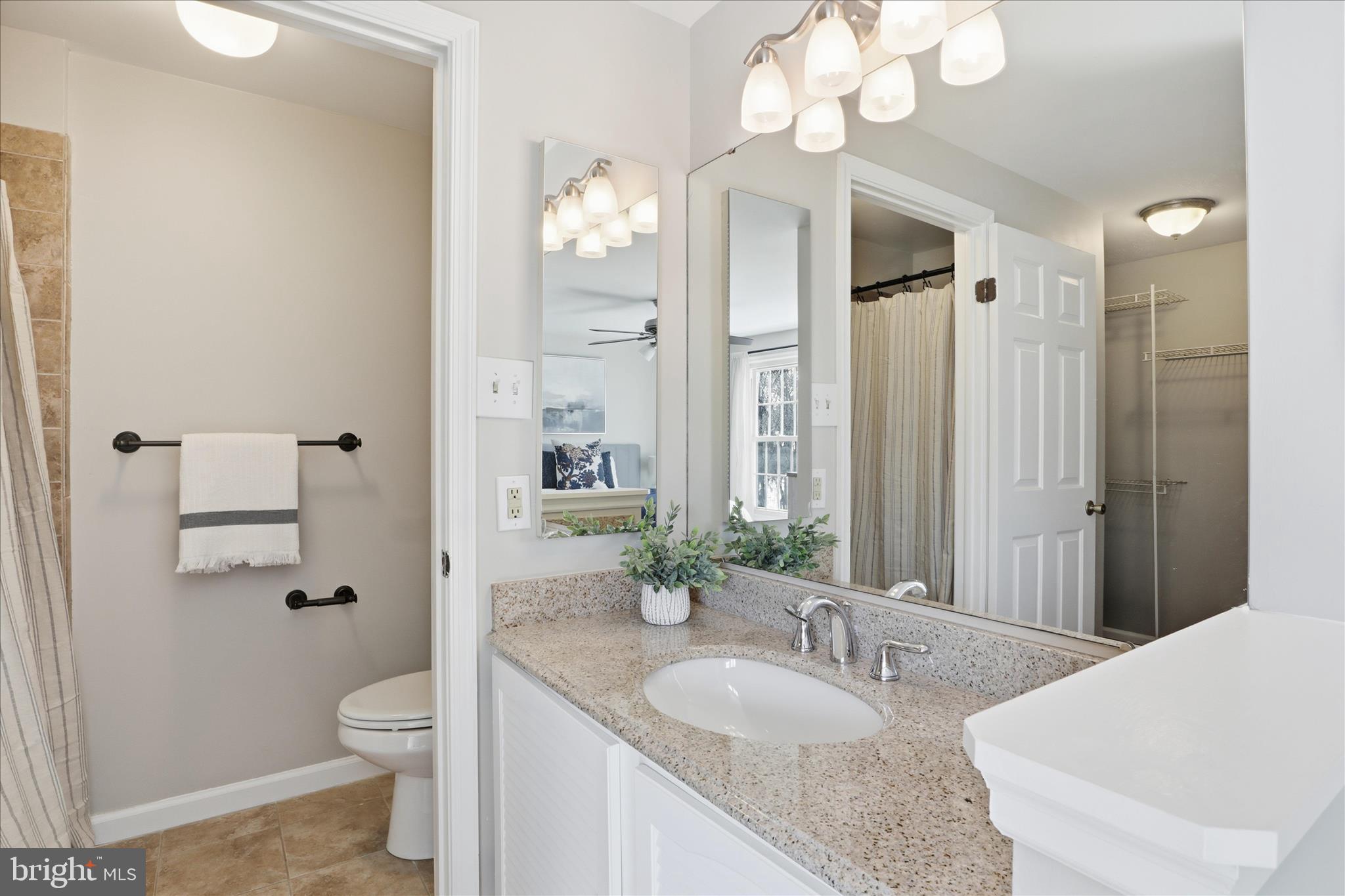 Reston, Virginia, 20194, United States, 2 Bedrooms Bedrooms, ,4 BathroomsBathrooms,Residential,For Sale,2015331