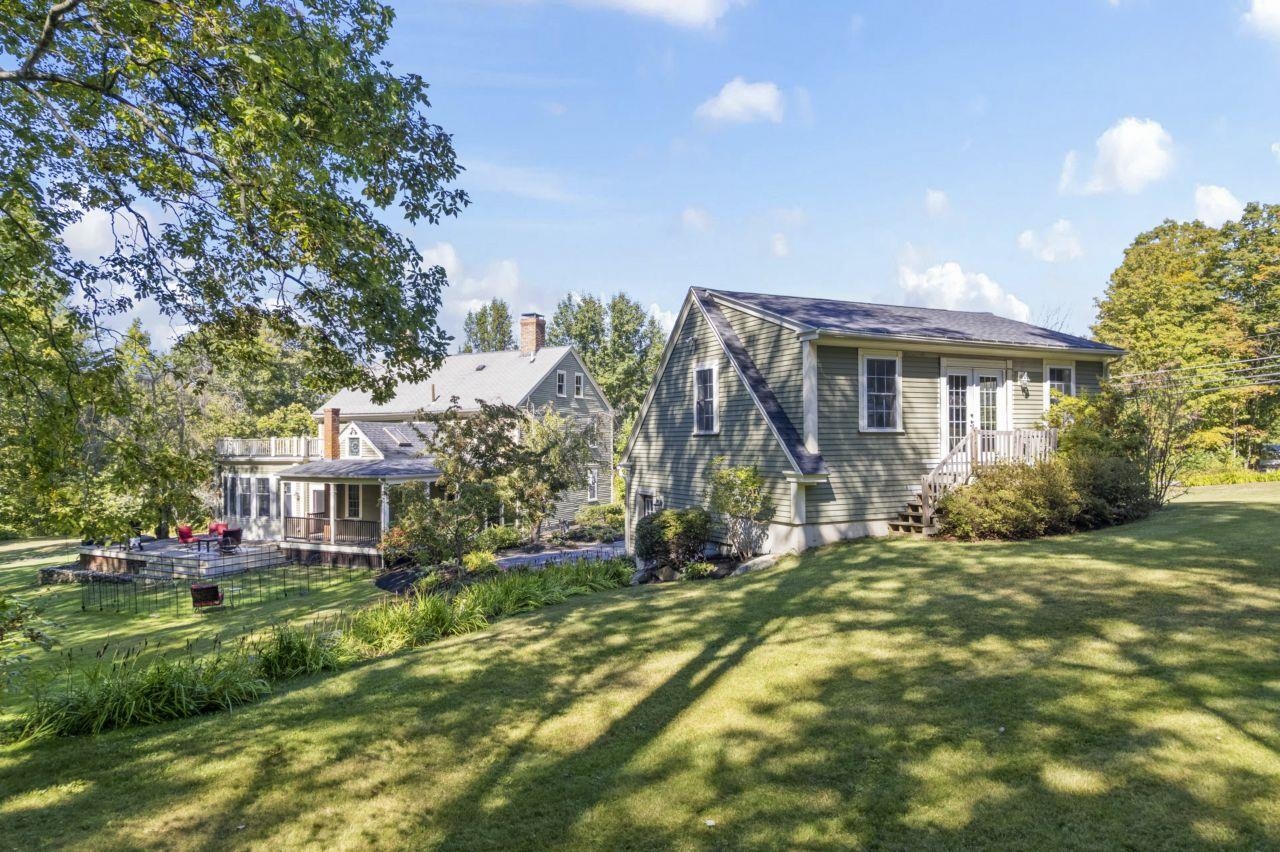 Barrington, New Hampshire, 03825, United States, 4 Bedrooms Bedrooms, ,3 BathroomsBathrooms,Residential,For Sale,1984390