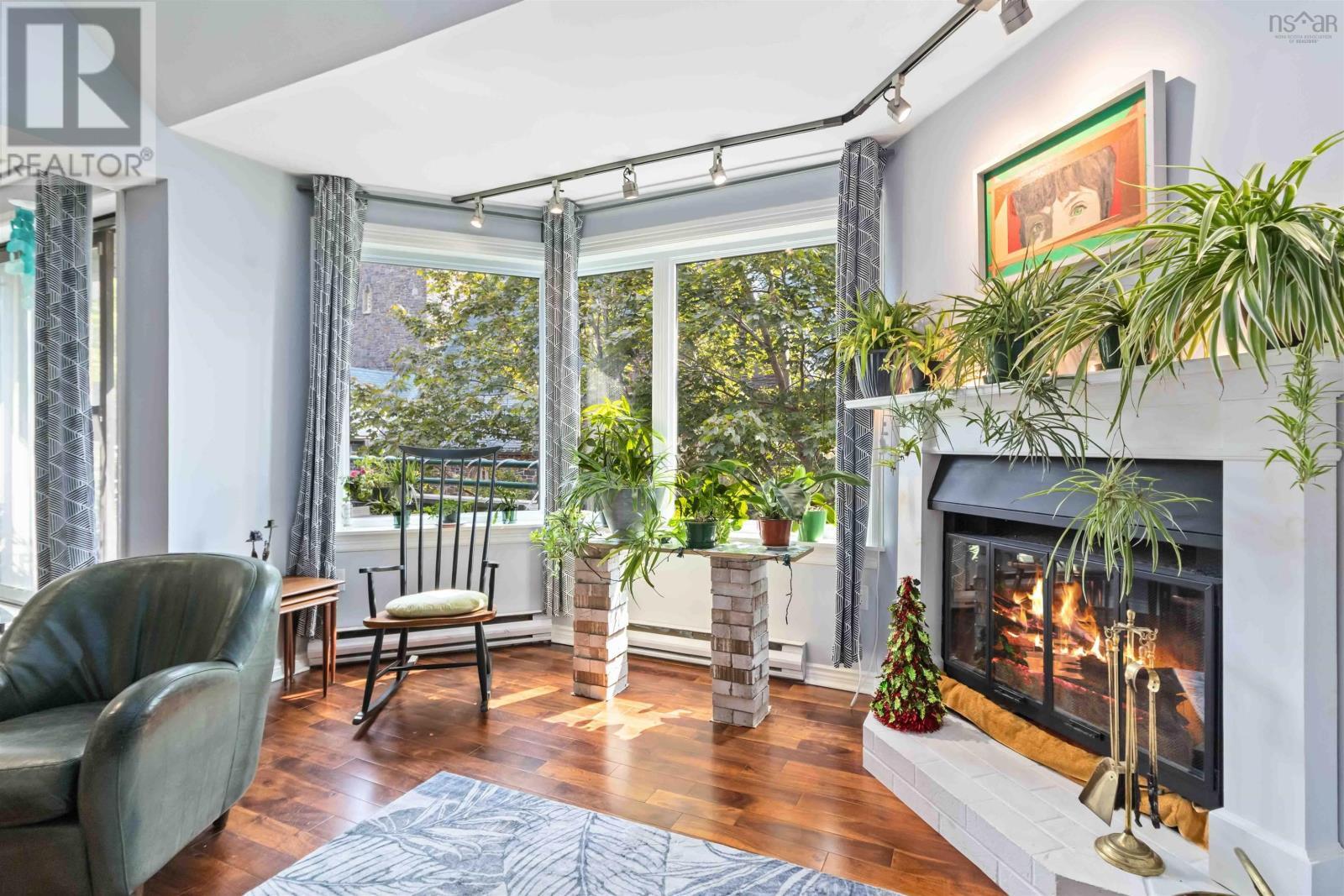 HALIFAX, Nova Scotia, B3H 3Y8, CA, 2 Bedrooms Bedrooms, ,1 BathroomBathrooms,Residential,For Sale,1947667