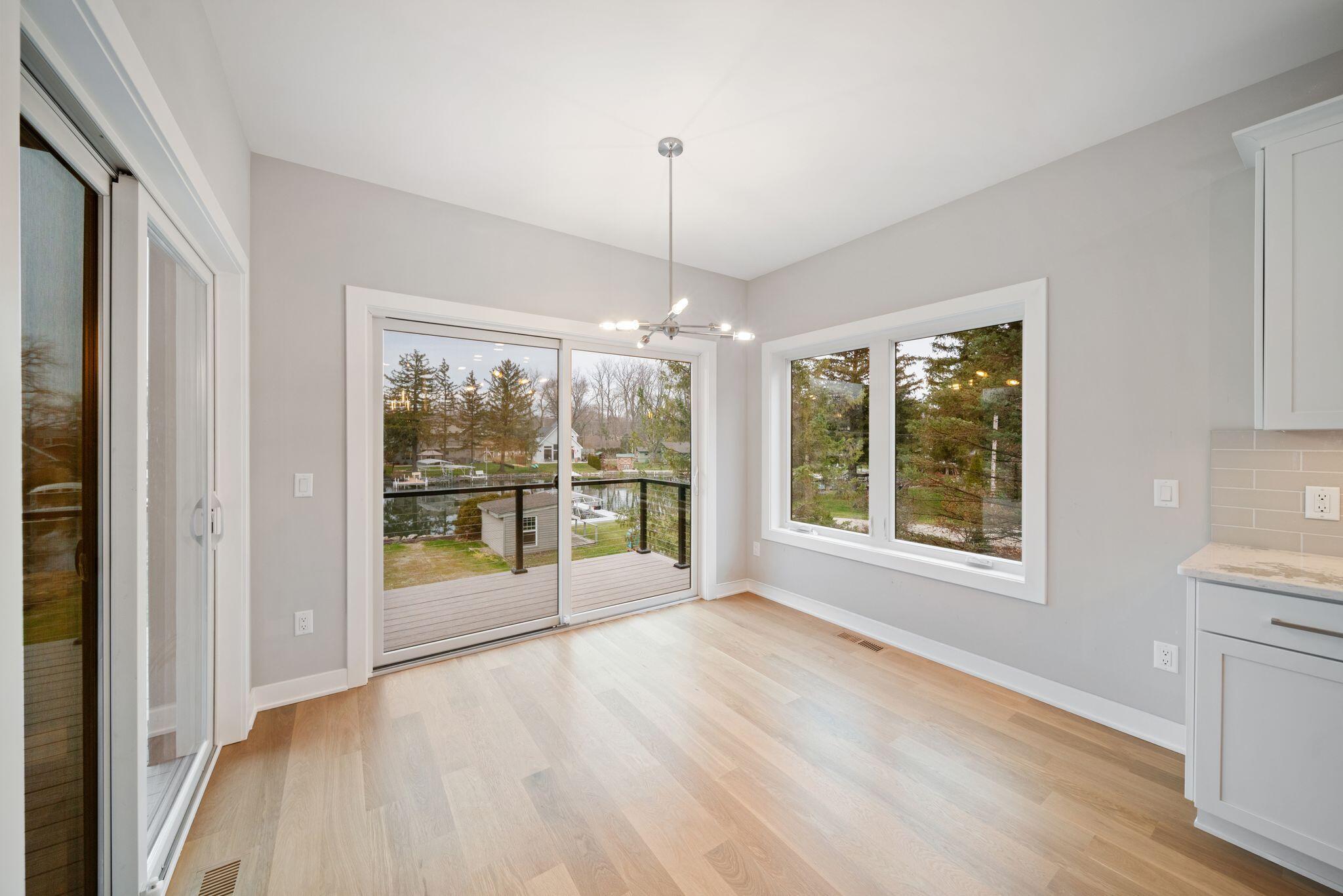 Burlington, Wisconsin, 53105, United States, 6 Bedrooms Bedrooms, ,4 BathroomsBathrooms,Residential,For Sale,2003027