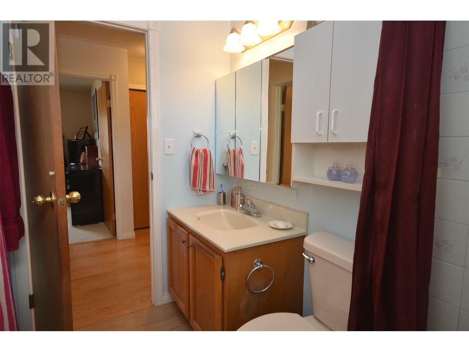 VERNON, British Columbia, V1T 8N5, CA, 3 Bedrooms Bedrooms, ,2 BathroomsBathrooms,Residential,For Sale,1838513