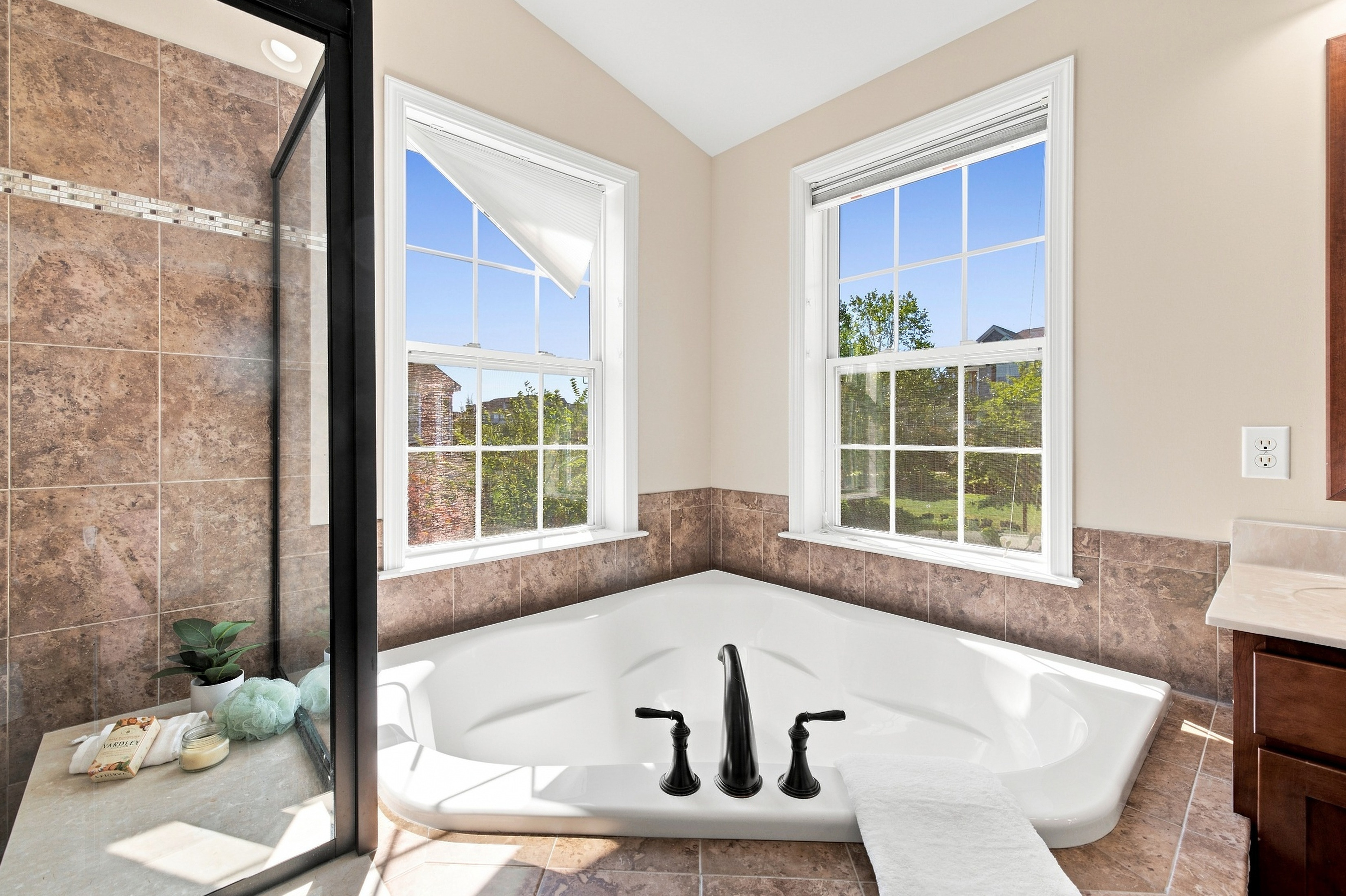  18 Simeon Howard Way, Westborough, MA 01581 - 物件實景