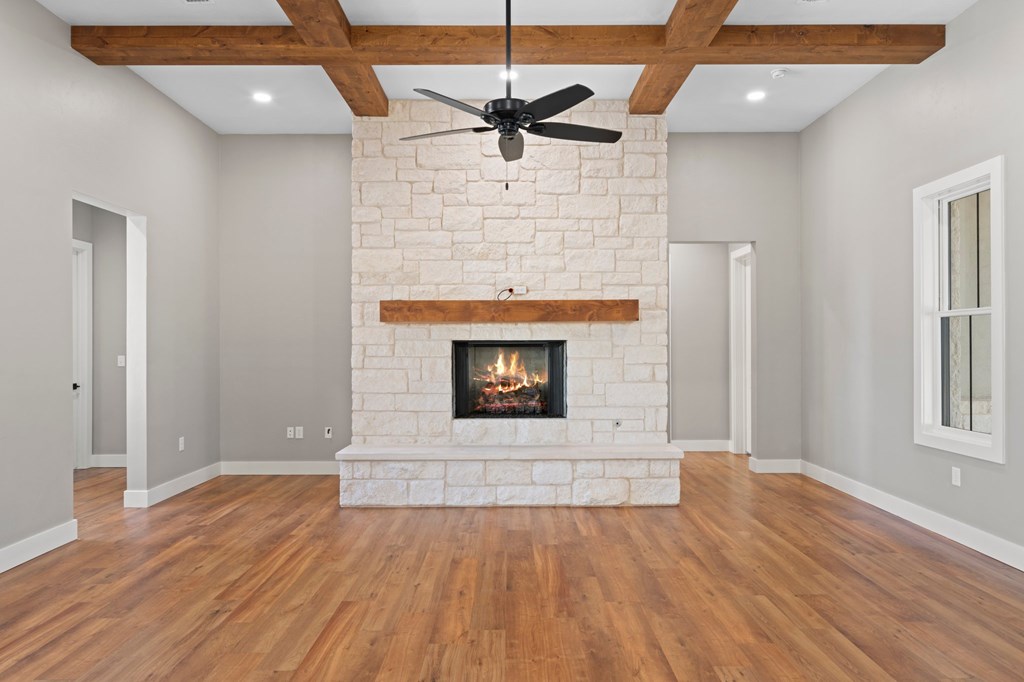 Kerrville, Texas, 78028, United States, 4 Bedrooms Bedrooms, ,3 BathroomsBathrooms,Residential,For Sale,1691989