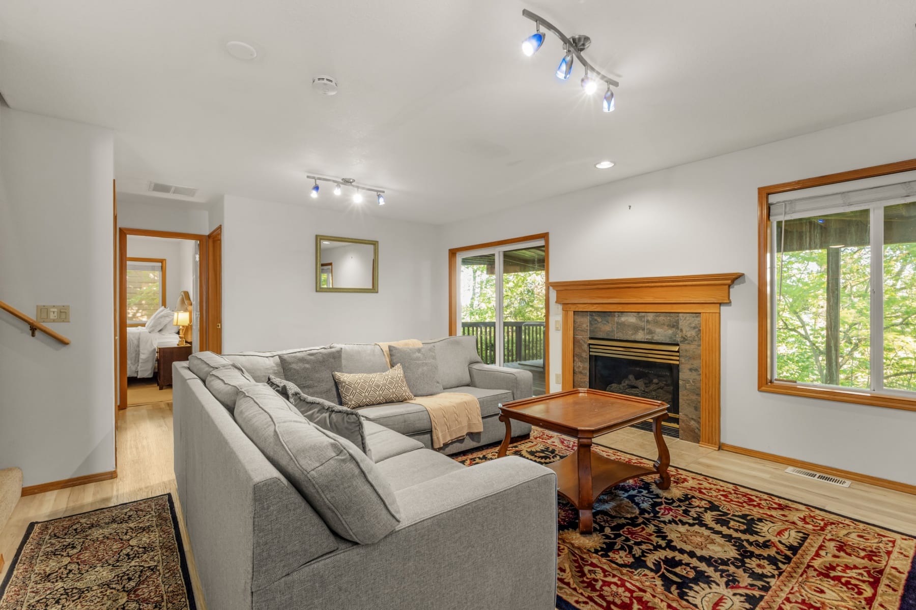  4251 RIVERVIEW DR West Linn, OR 97068 - 物件實景
