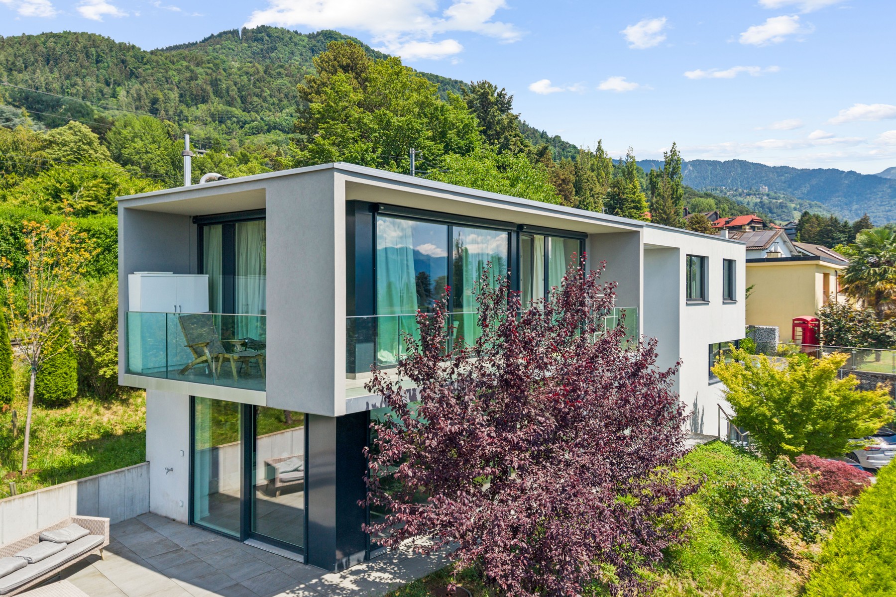  Panoramic view from this contemporary villa - 物件實景