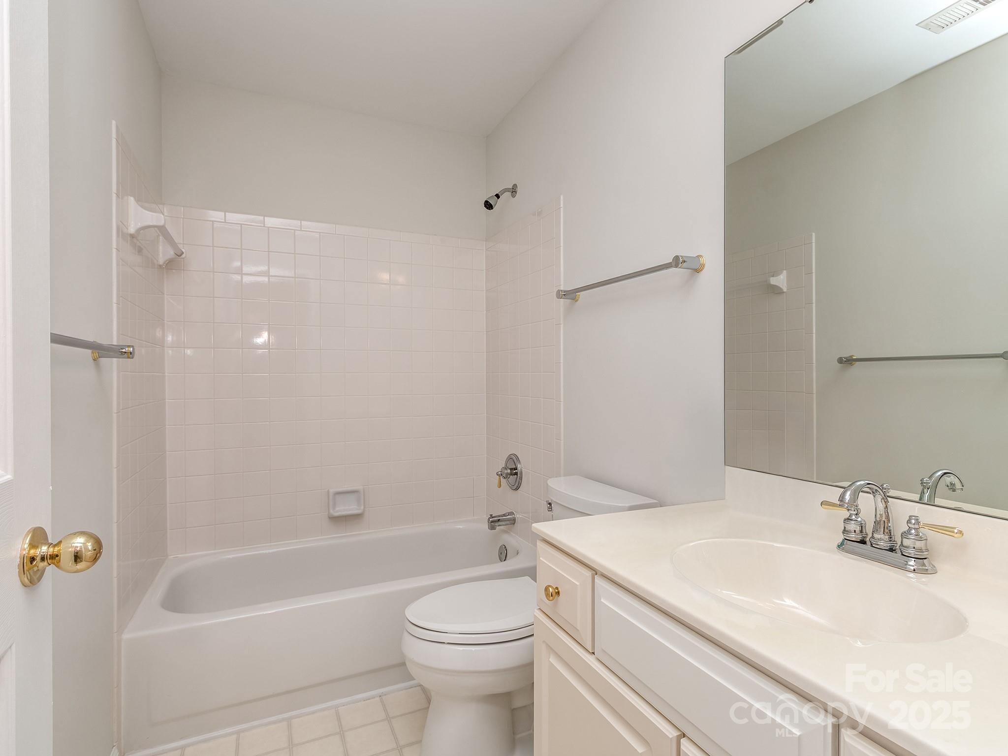 Charlotte, North Carolina, 28270, United States, 4 Bedrooms Bedrooms, ,3 BathroomsBathrooms,Residential,For Sale,1913389