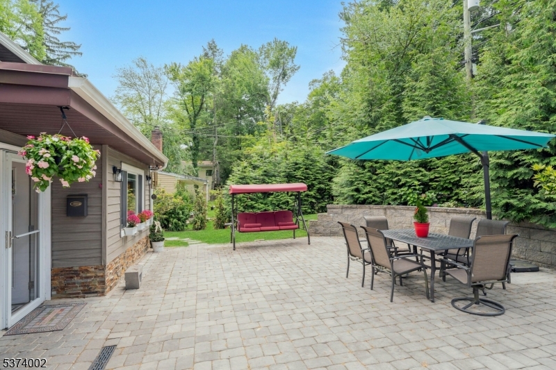Ridgewood Village, New Jersey, 07450, United States, 4 Bedrooms Bedrooms, ,2 BathroomsBathrooms,Residential,For Sale,1901977