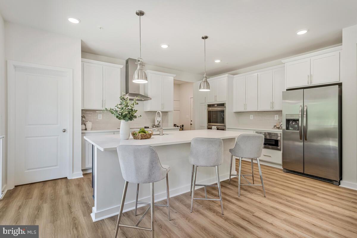 Annapolis, Maryland, 21403, United States, 4 Bedrooms Bedrooms, ,3 BathroomsBathrooms,Residential,For Sale,1877456
