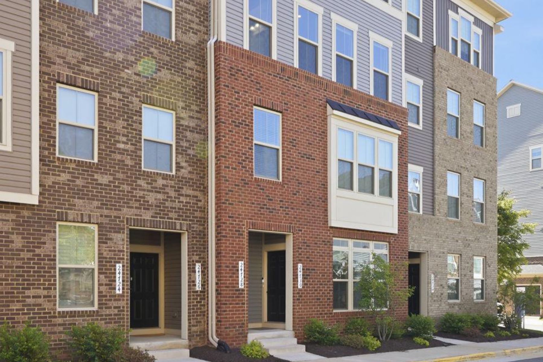  24728 Malibu Terrace, Sterling, VA, 20166 - 物件實景