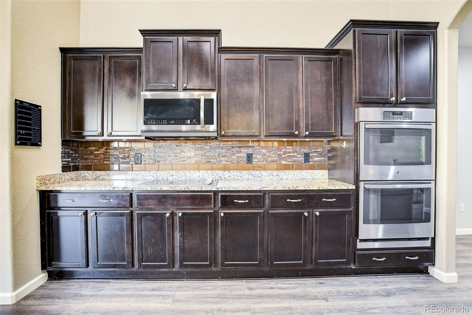 Aurora, Colorado, 80018, United States, 3 Bedrooms Bedrooms, ,3 BathroomsBathrooms,Residential,For Sale,2003114