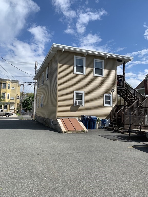 203-209 Water St Street, Lawrence, Massachusetts, 01841, United States, 9 Bedrooms Bedrooms, ,5 BathroomsBathrooms,Residential,For Sale,203-209 Water St Street,1010362