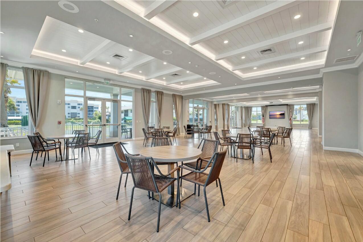 Fort Pierce, Florida, 34949, United States, 2 Bedrooms Bedrooms, ,2 BathroomsBathrooms,Residential,For Sale,1989196