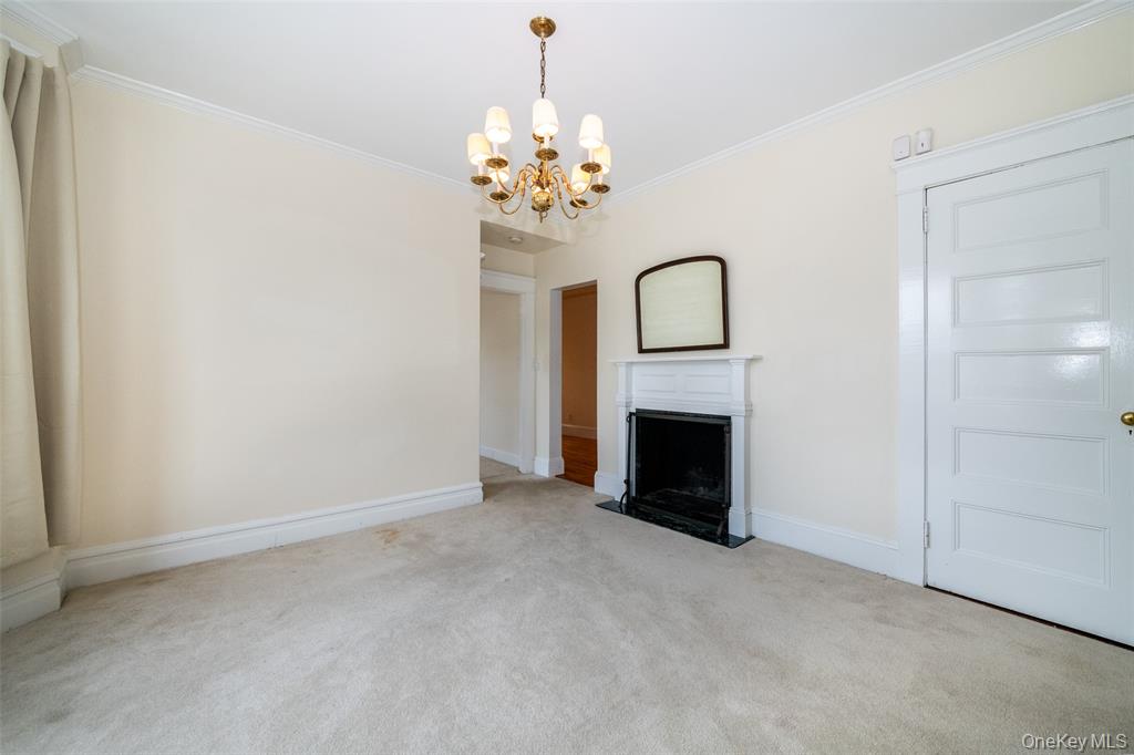 New Rochelle, New York, 10801, United States, 5 Bedrooms Bedrooms, ,4 BathroomsBathrooms,Residential,For Sale,2048483