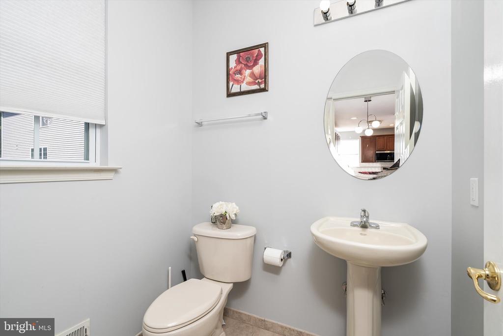 Monroe Twp, New Jersey, 08831, United States, 4 Bedrooms Bedrooms, ,3 BathroomsBathrooms,Residential,For Sale,1930575
