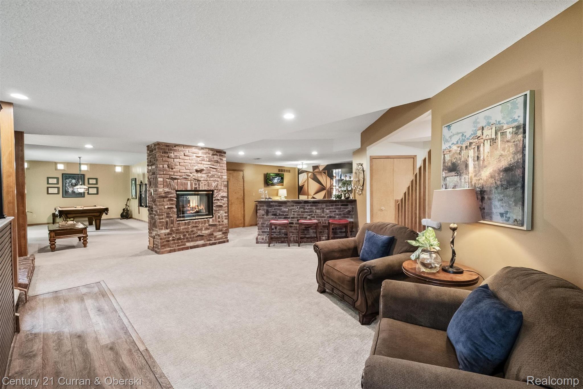 Northville, Michigan, 48167, United States, 4 Bedrooms Bedrooms, ,4 BathroomsBathrooms,Residential,For Sale,1923086