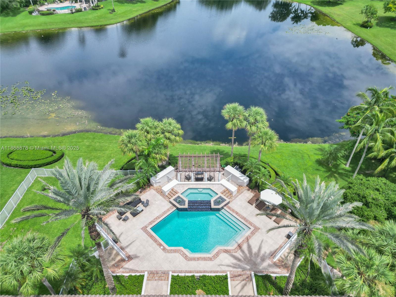 Weston, Florida, 33331, United States, 5 Bedrooms Bedrooms, ,8 BathroomsBathrooms,Residential,For Sale,1949778