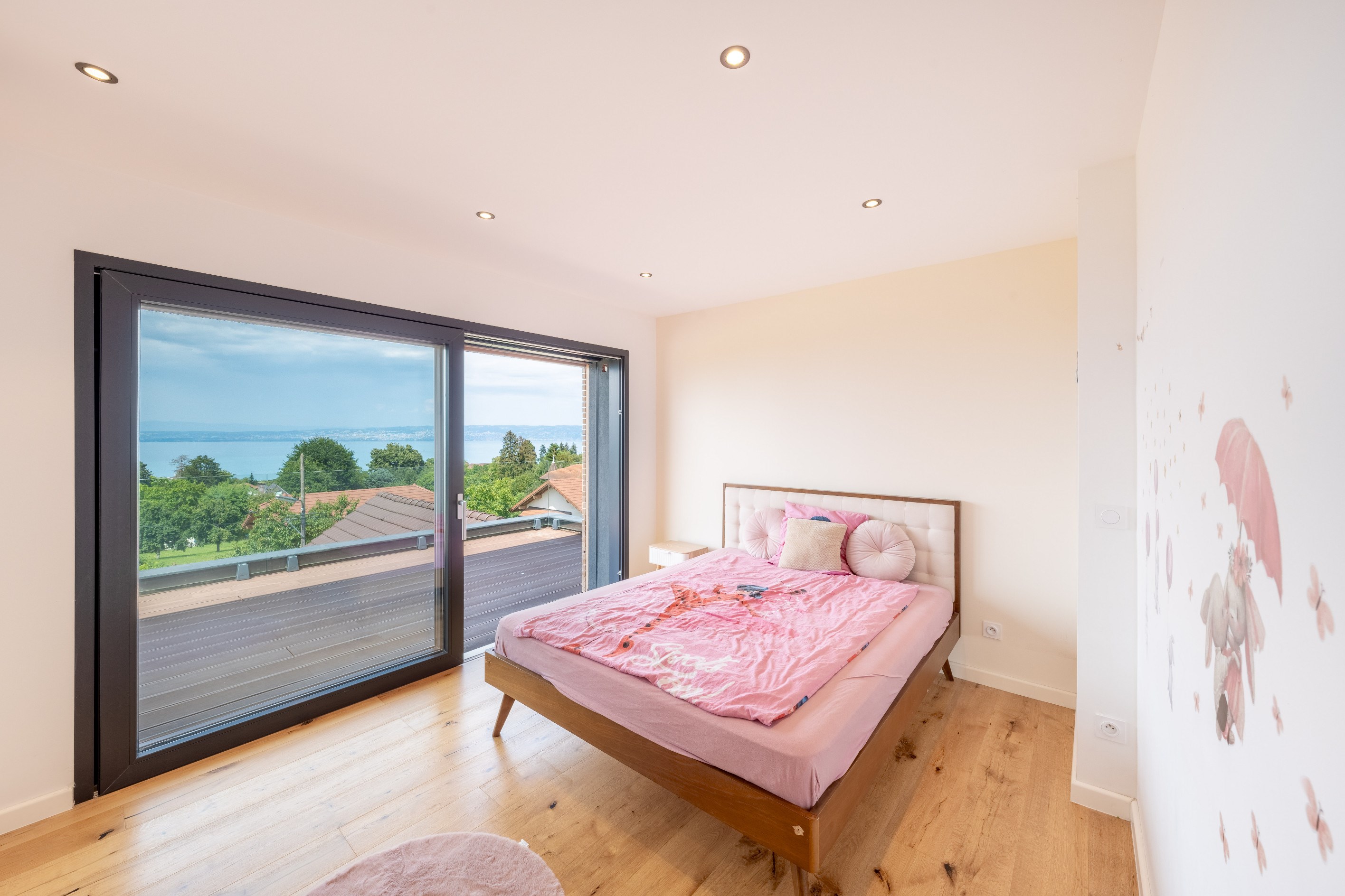  Contemporary Villa for Sale in Neuvecelle with Lake Views - 物件實景