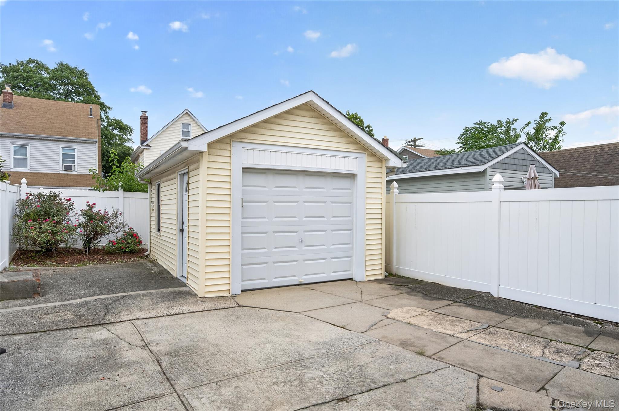  8985 219th Street, Queens Village, NY, 11427 - 物件實景