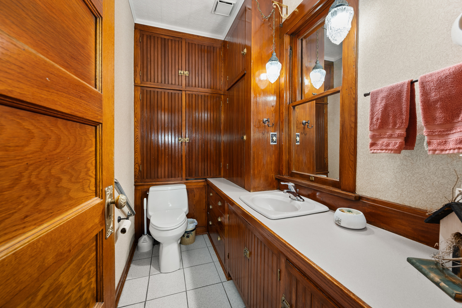 Sycamore, Illinois, 60178, United States, 4 Bedrooms Bedrooms, ,5 BathroomsBathrooms,Residential,For Sale,2001773