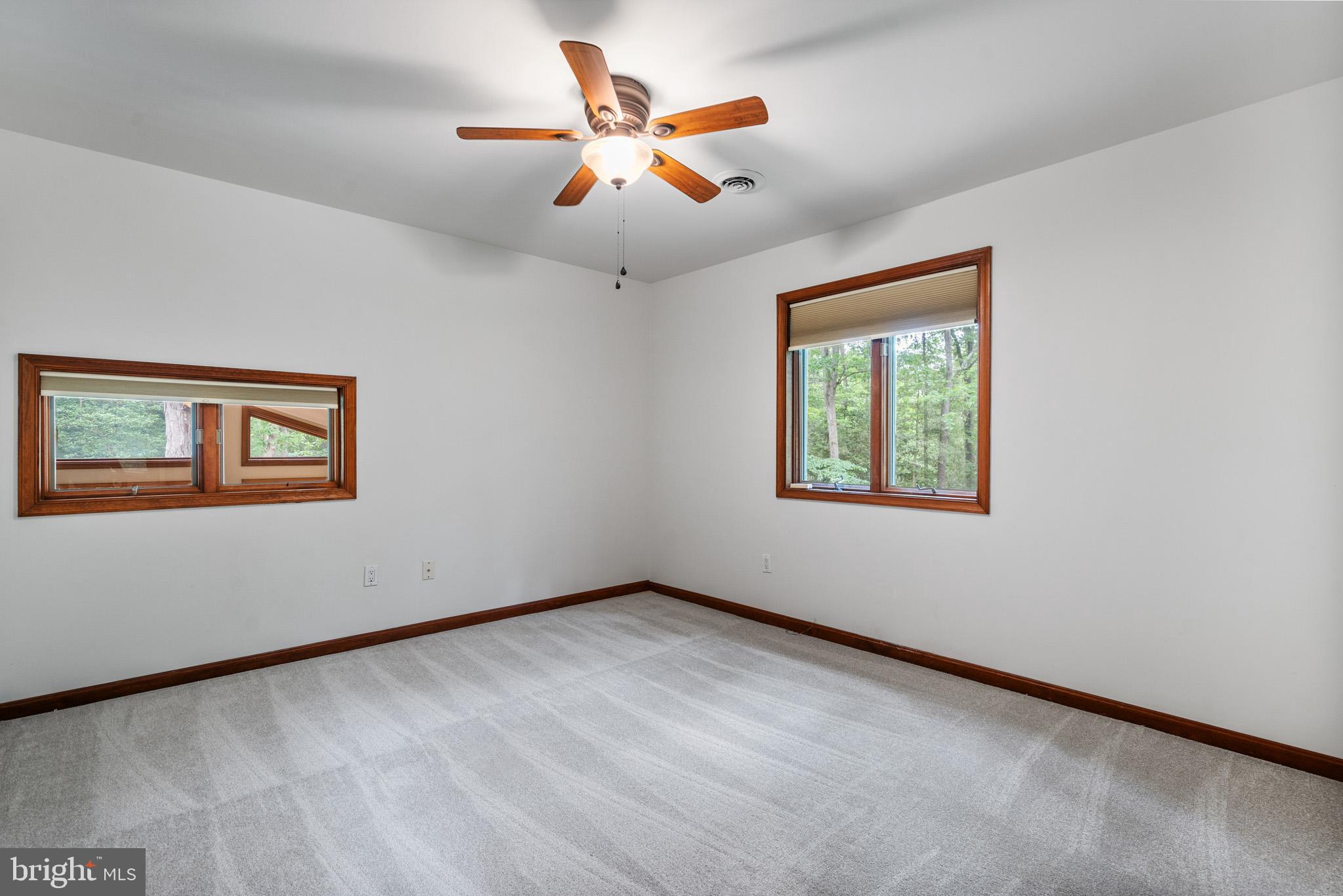La Plata, Maryland, 20646, United States, 5 Bedrooms Bedrooms, ,4 BathroomsBathrooms,Residential,For Sale,1928558