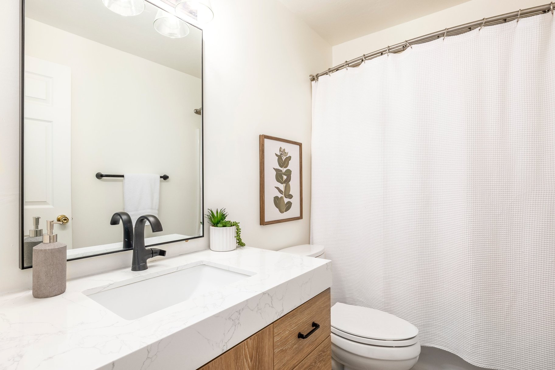  Updated Townhome in Ptarmigan’s Best Location with Ski Run Views - 物件實景