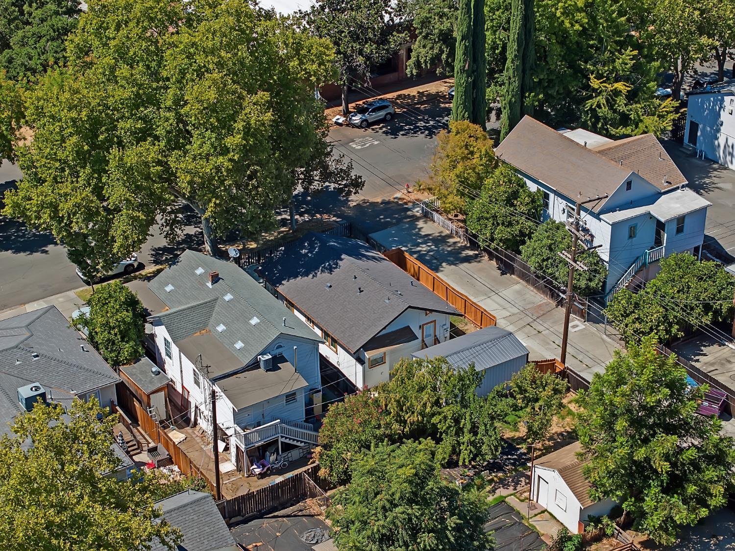 Sacramento, California, 95818, United States, 2 Bedrooms Bedrooms, ,1 BathroomBathrooms,Residential,For Sale,1975469