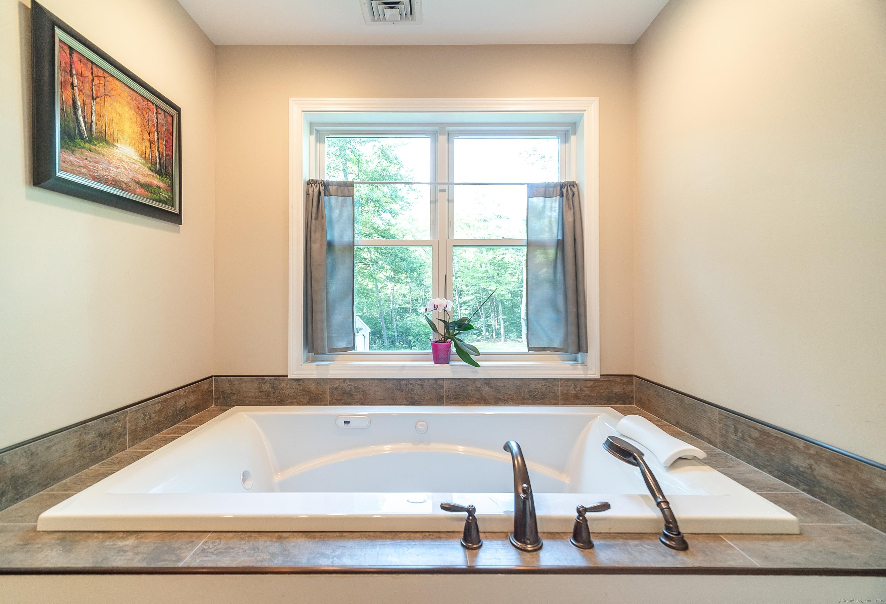 Southington, Connecticut, 06489, United States, 4 Bedrooms Bedrooms, ,4 BathroomsBathrooms,Residential,For Sale,1938423