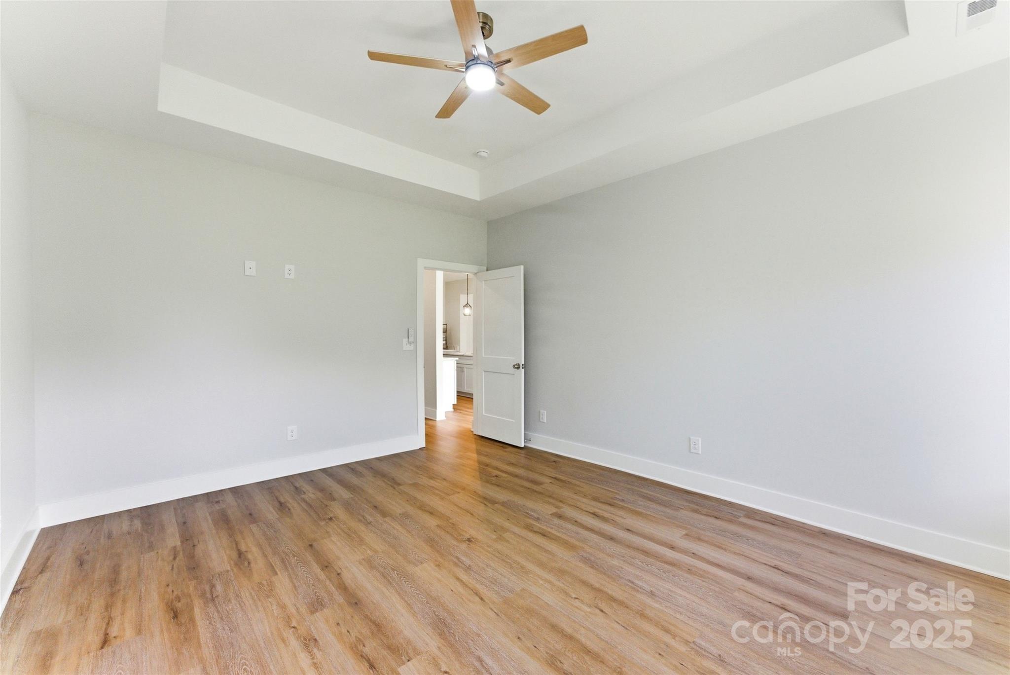 Conover, North Carolina, 28613, United States, 3 Bedrooms Bedrooms, ,2 BathroomsBathrooms,Residential,For Sale,1969077