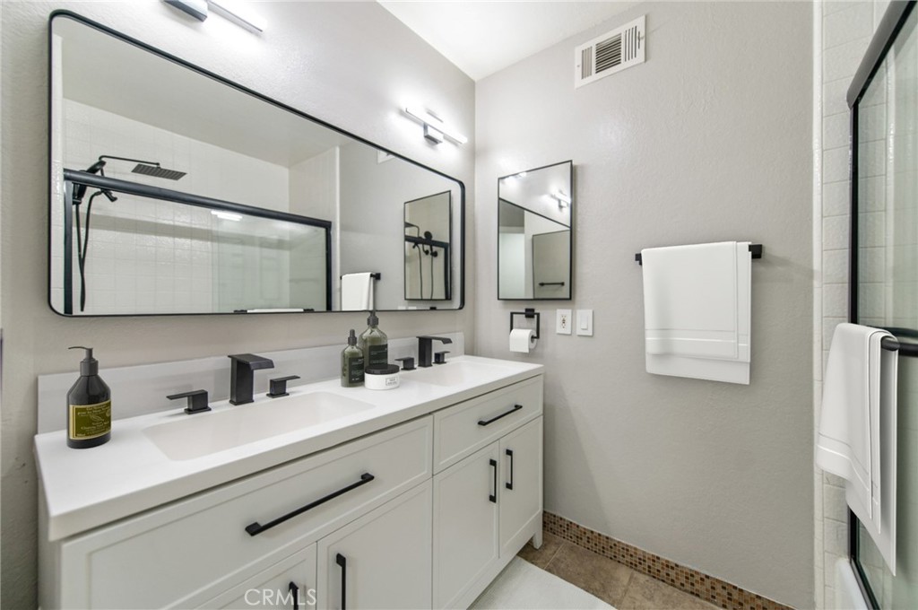 Diamond Bar, California, 91765, United States, 4 Bedrooms Bedrooms, ,3 BathroomsBathrooms,Residential,For Sale,2007497