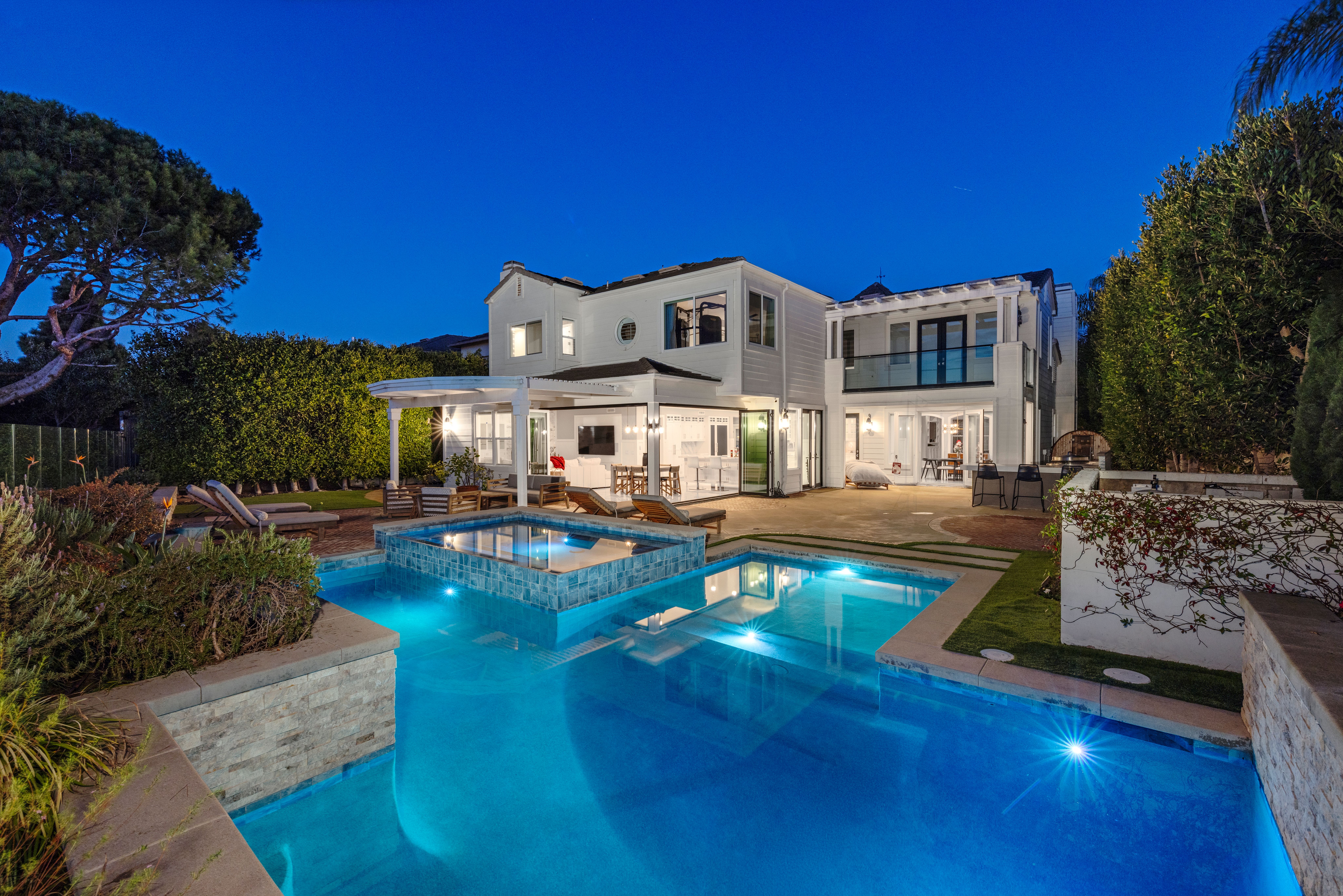 Huntington Beach, CA 92648