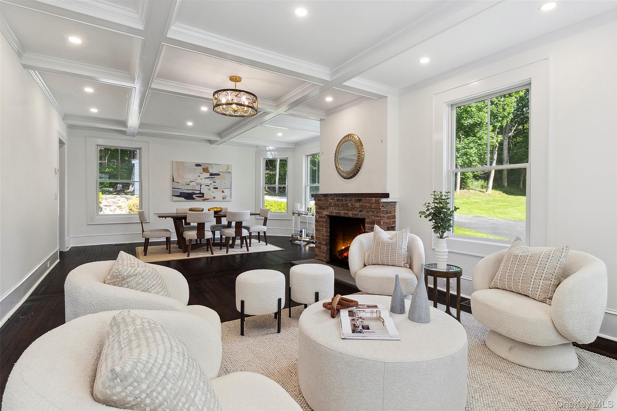 Katonah, New York, 10536, United States, 5 Bedrooms Bedrooms, ,5 BathroomsBathrooms,Residential,For Sale,1942230