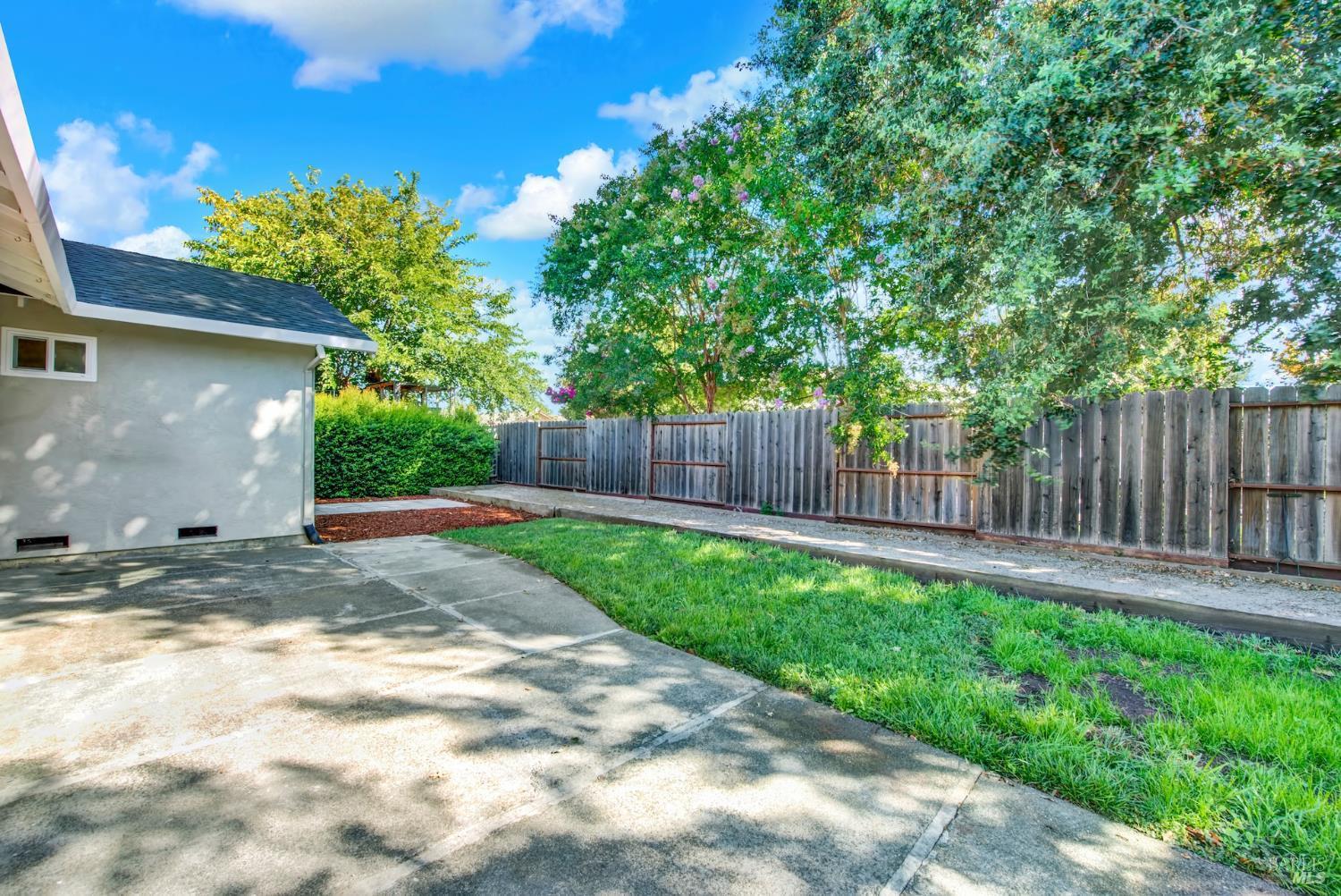 Napa, California, 94558, United States, 3 Bedrooms Bedrooms, ,2 BathroomsBathrooms,Residential,For Sale,1939926