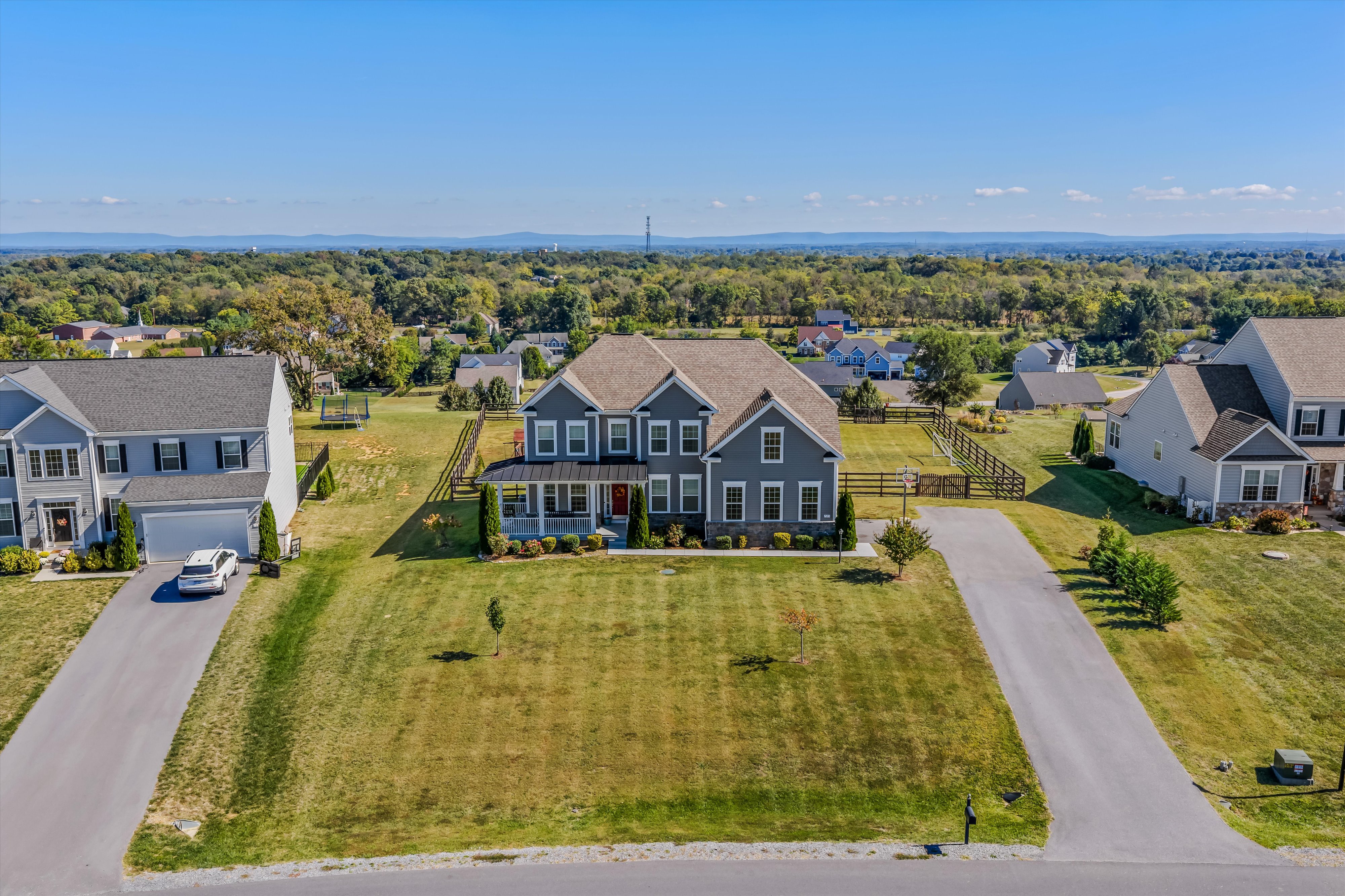 Matinsburg, West Virginia, 25403, United States, 4 Bedrooms Bedrooms, ,Residential,For Sale,1977883