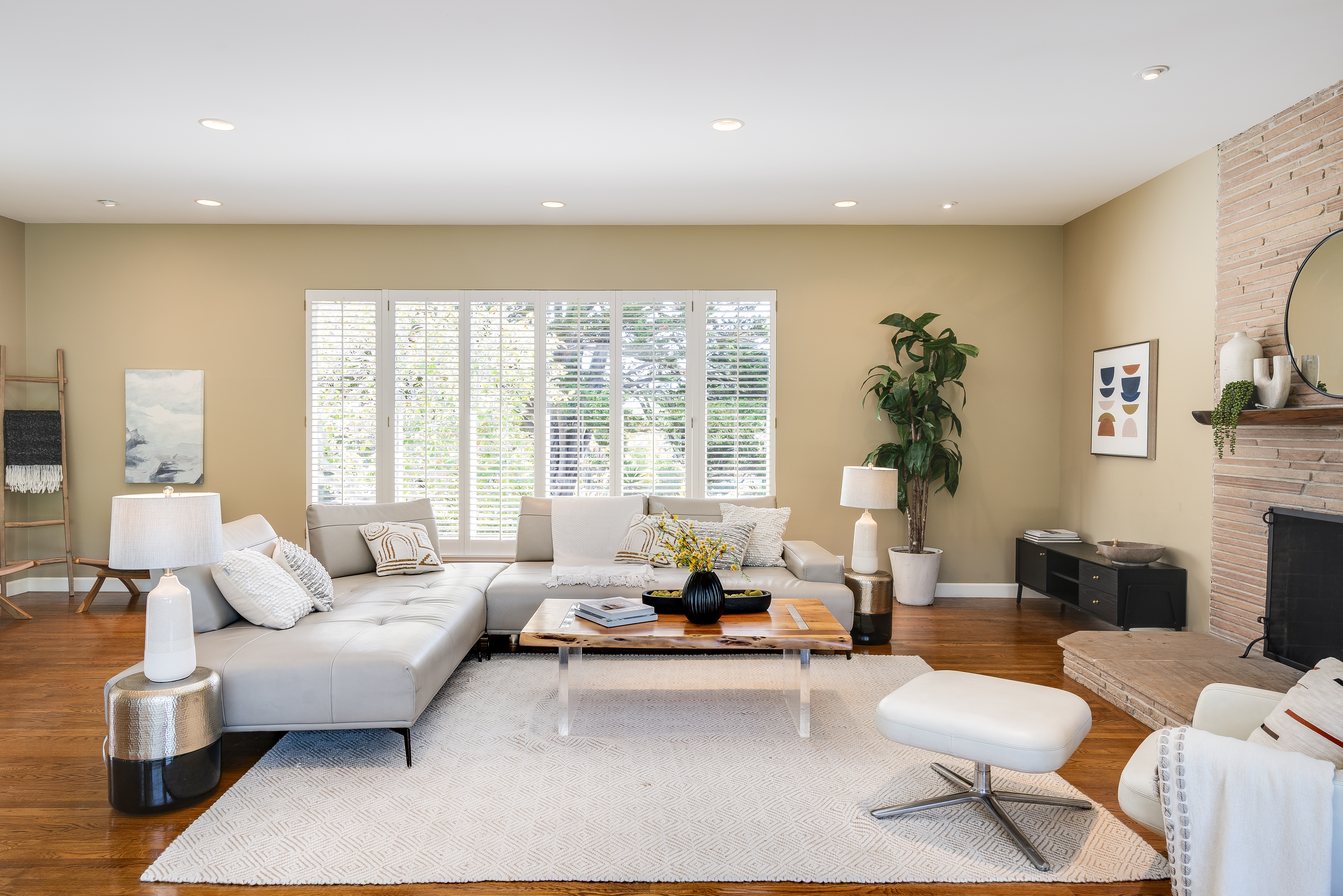  Piedmont Mid-Century Modern “Crescent” Home - 物件實景