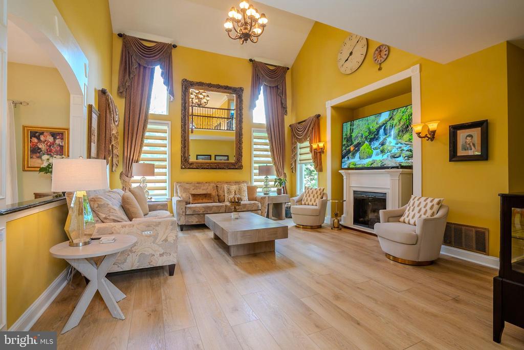 Monroe Township, New Jersey, 08831, United States, 5 Bedrooms Bedrooms, ,4 BathroomsBathrooms,Residential,For Sale,1895133