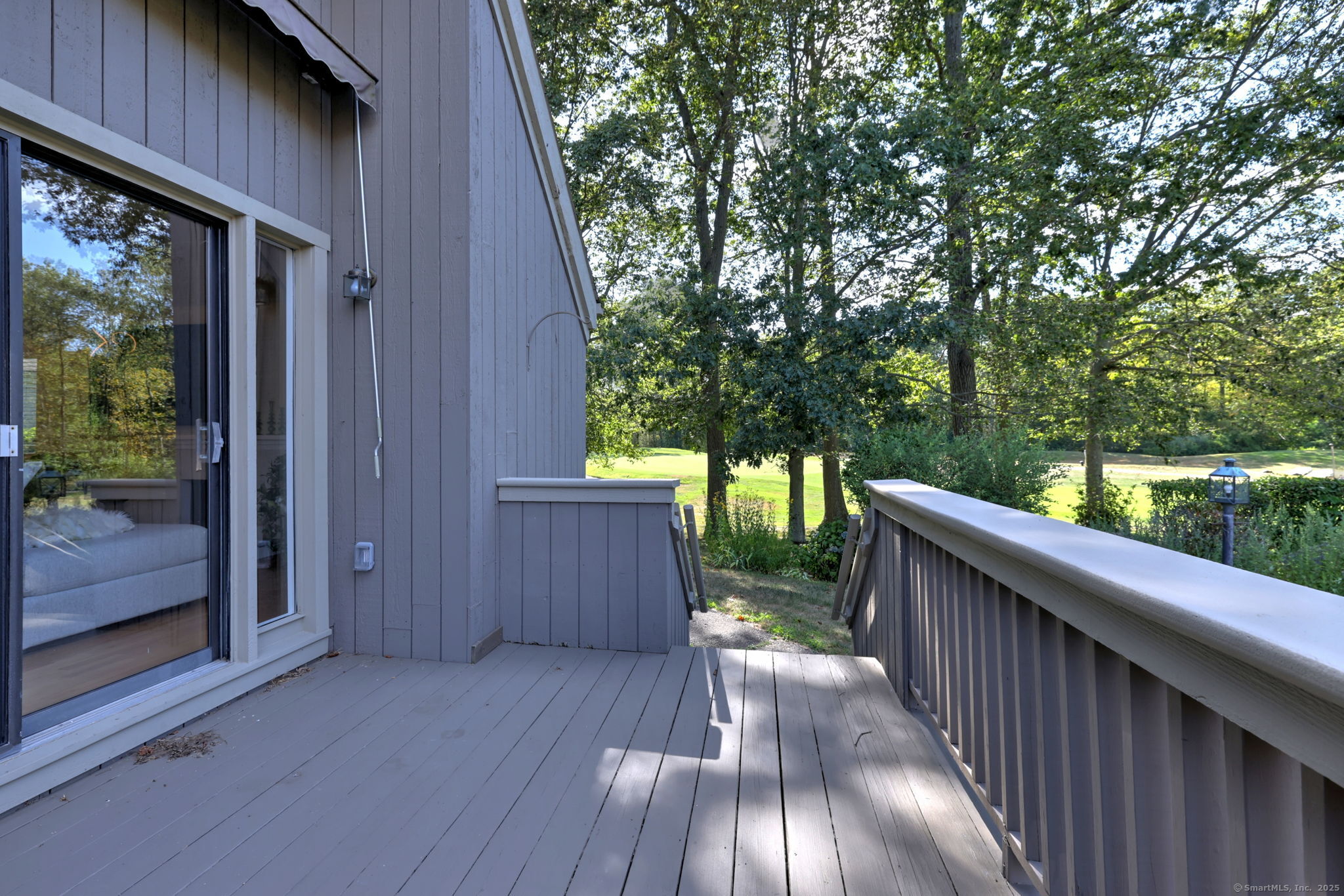 Stratford, Connecticut, 06614, United States, 1 Bedroom Bedrooms, ,3 BathroomsBathrooms,Residential,For Sale,1925931