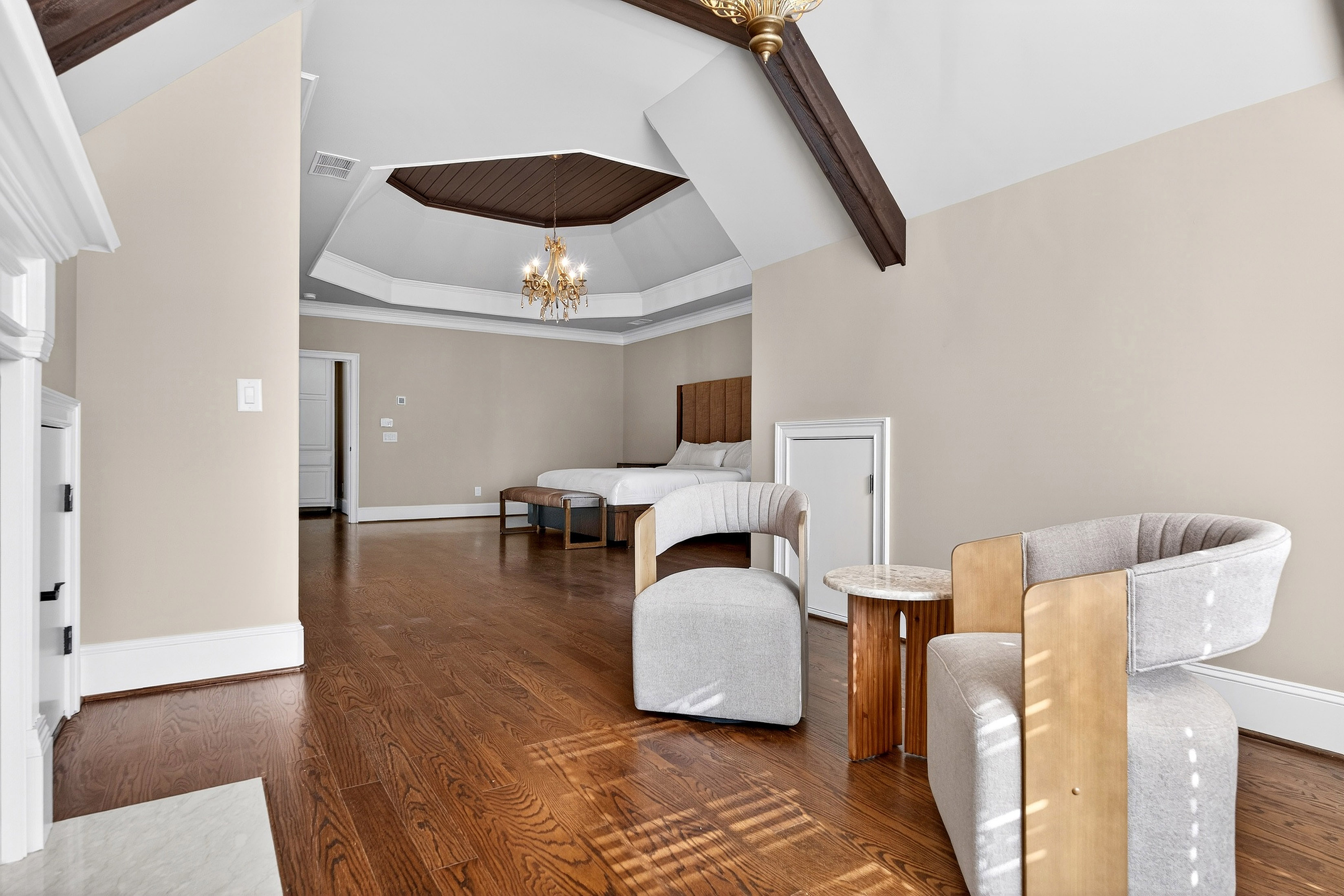  Elegant Home Offering Luxury, Functionality, and Privacy - 物件實景