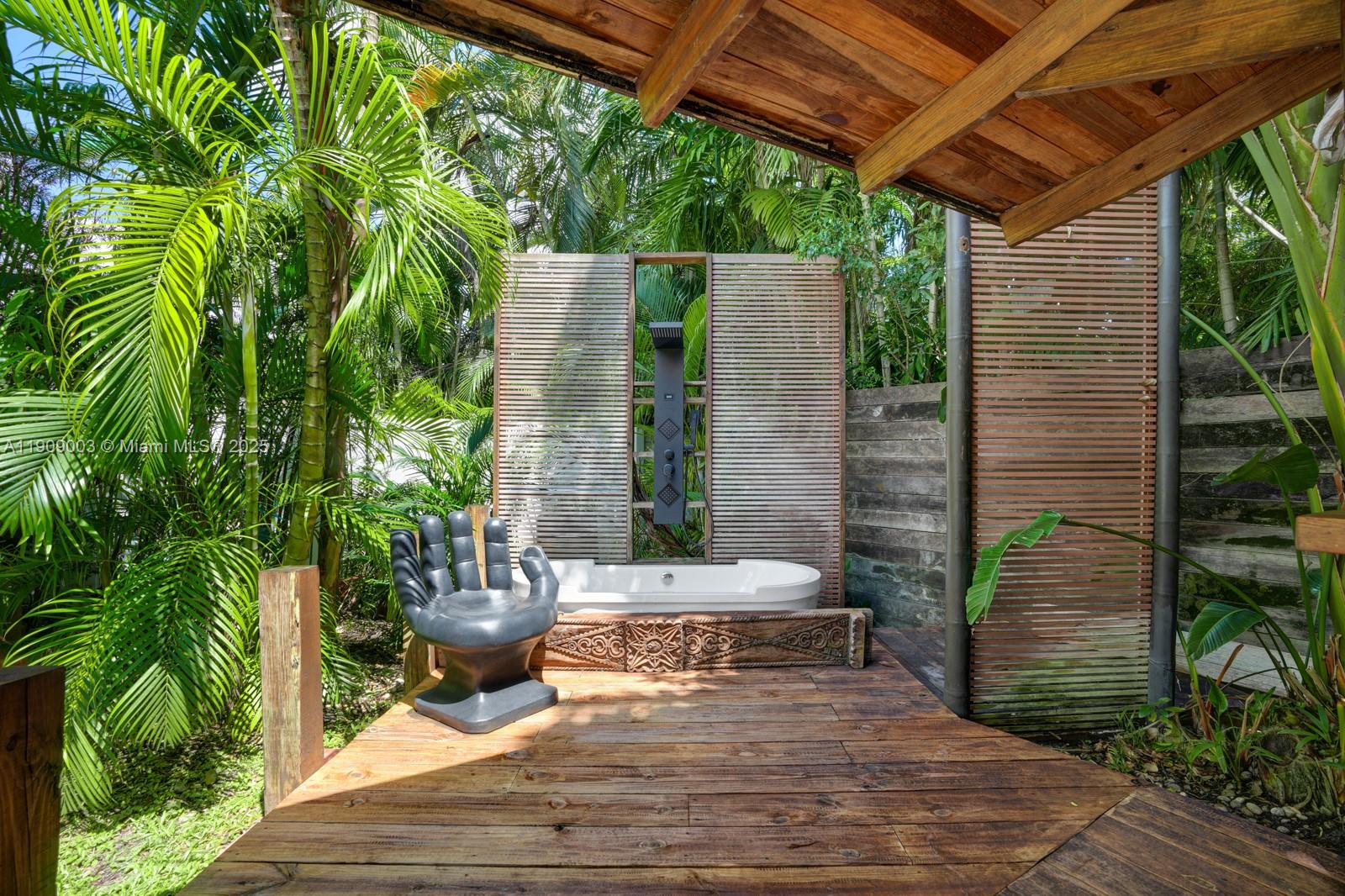 Miami, Florida, 33137, United States, 5 Bedrooms Bedrooms, ,5 BathroomsBathrooms,Residential,For Sale,1987585