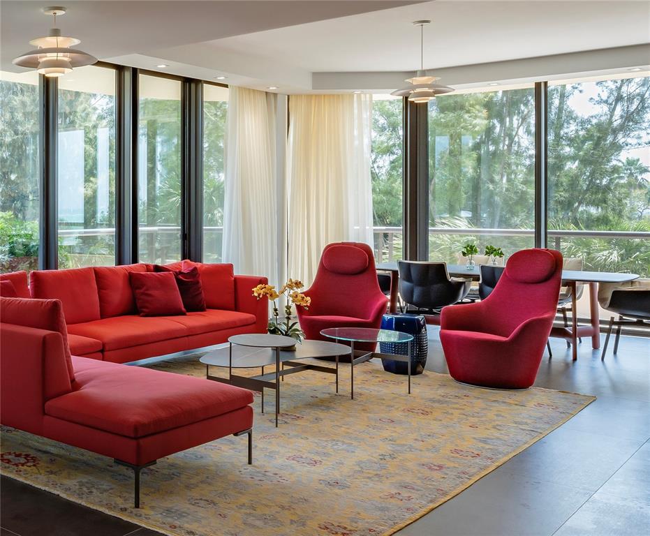 Longboat Key, Florida, 34228, United States, 3 Bedrooms Bedrooms, ,3 BathroomsBathrooms,Residential,For Sale,1989594