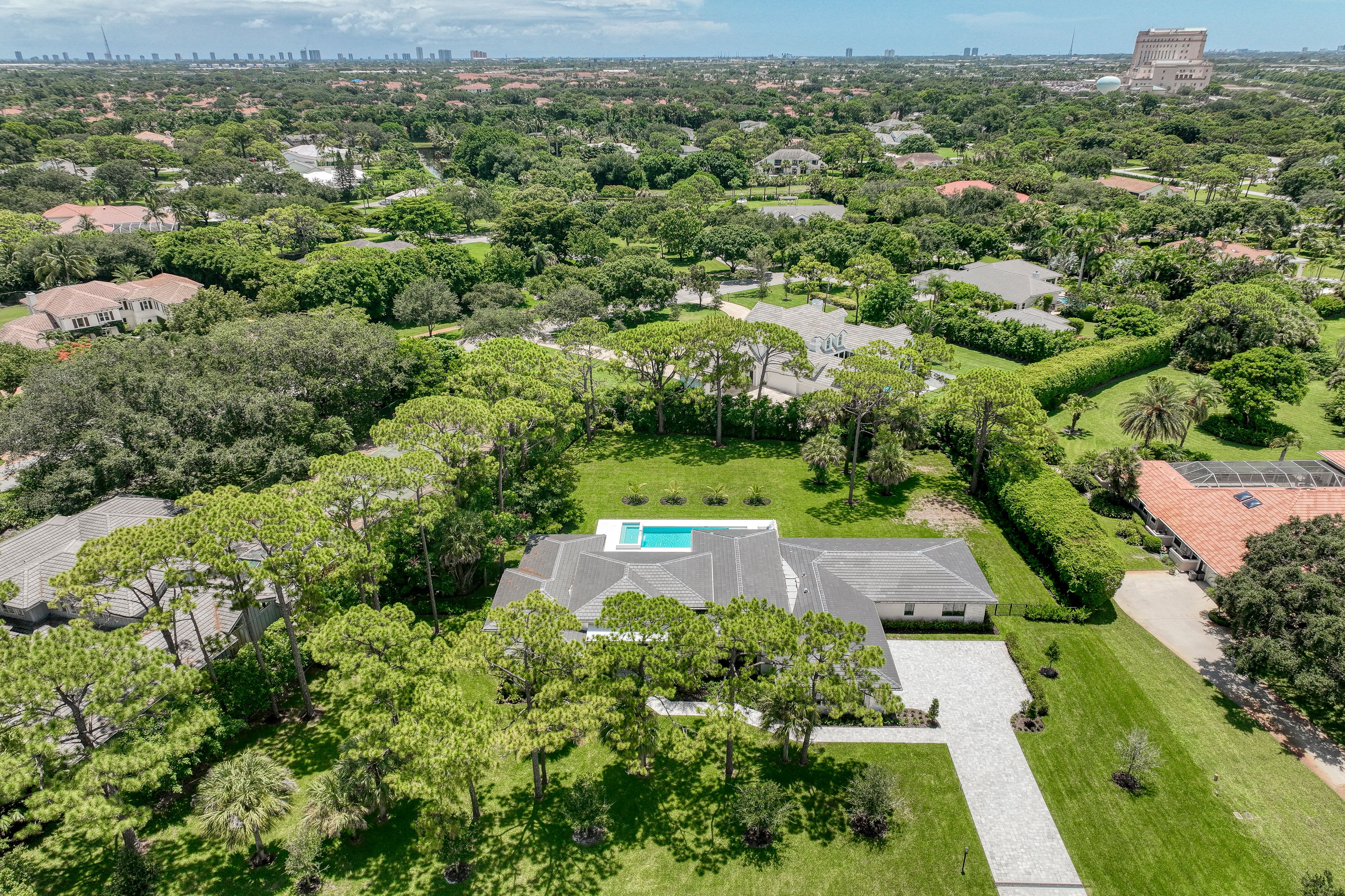  5382 Sea Biscuit Road - 物件實景