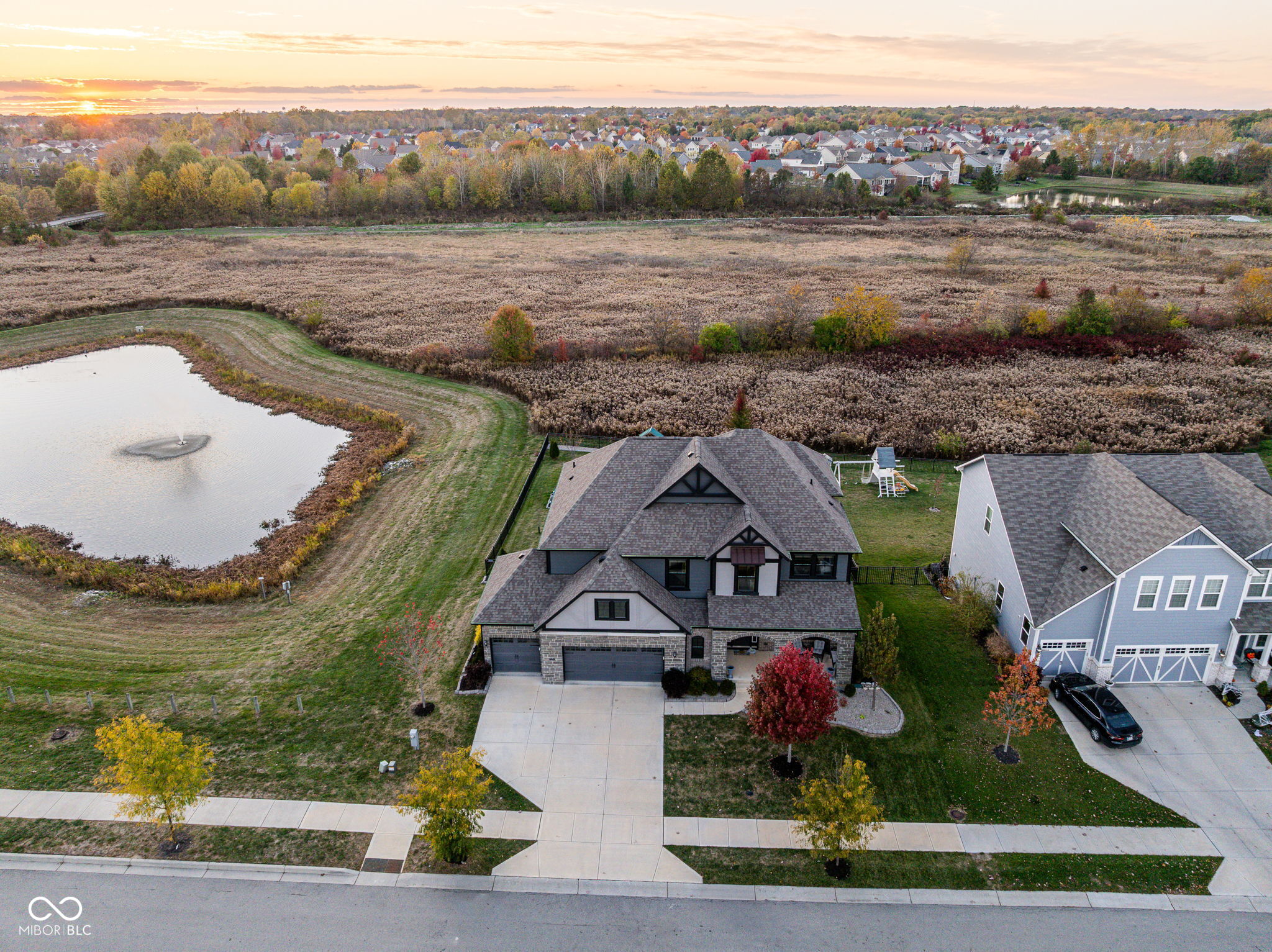 Noblesville, Indiana, 46062, United States, 6 Bedrooms Bedrooms, ,4 BathroomsBathrooms,Residential,For Sale,1987337